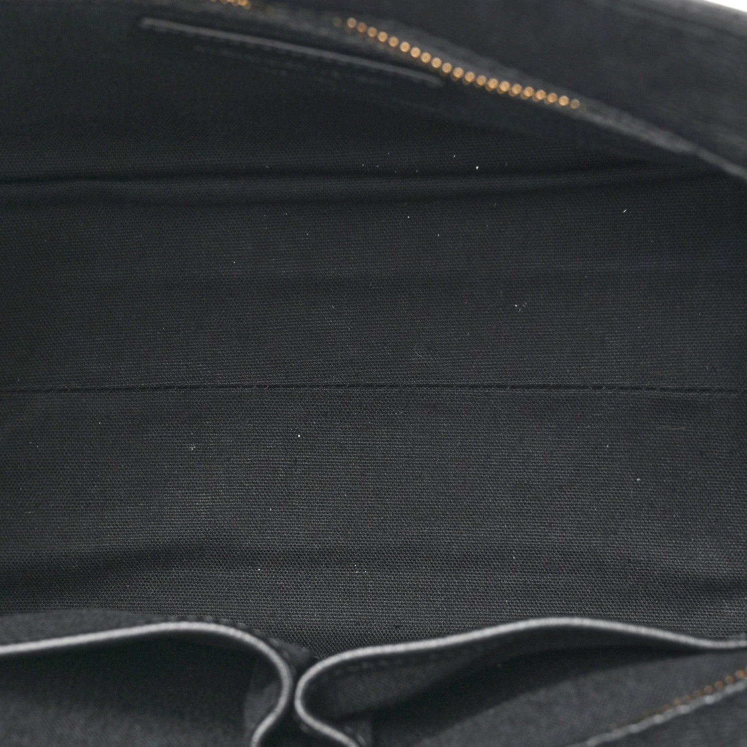 Alexander McQueen Pebbled Calfskin Small Skull Padlock Zip Around Tote Black 5 of 13