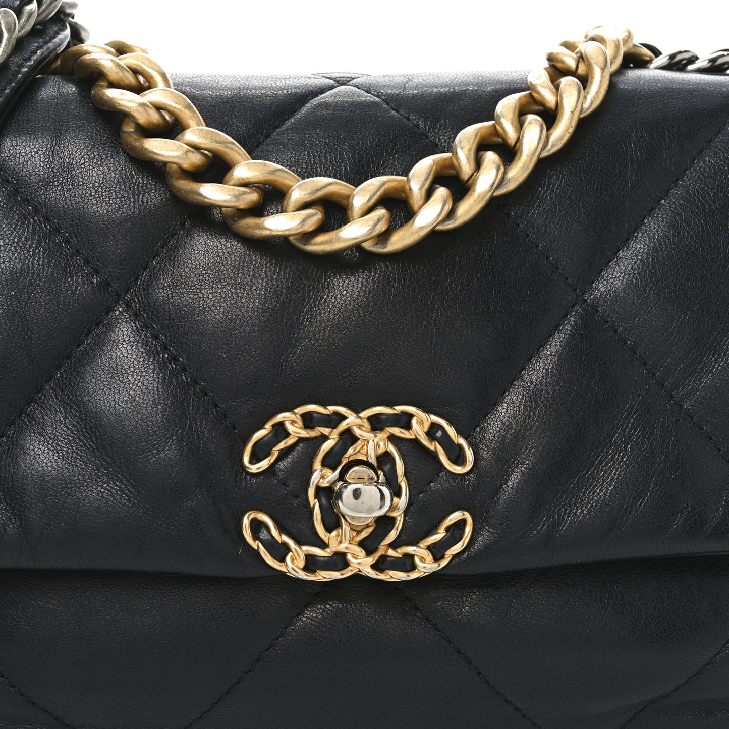 Lambskin Quilted Medium Chanel 19 Flap Black