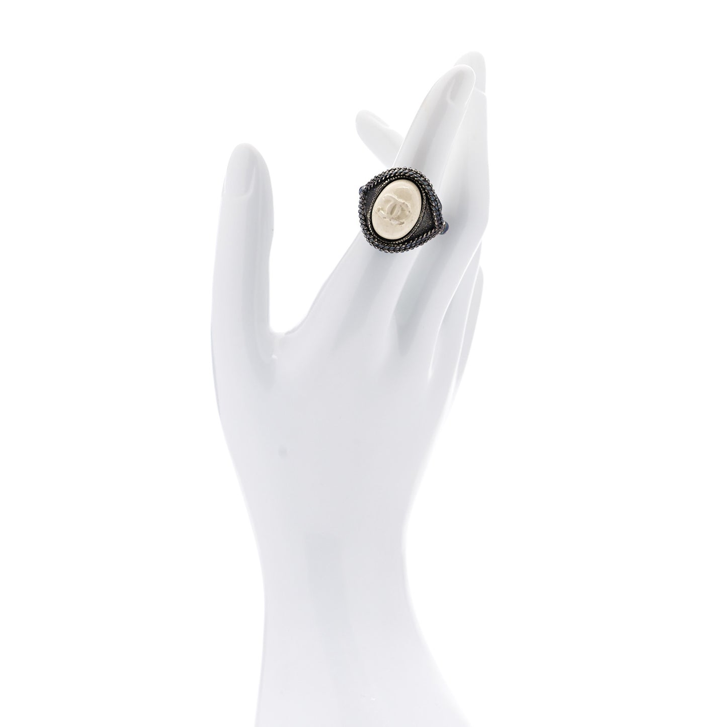 Metal Porcelain CC Ring 6.25 53 Black White