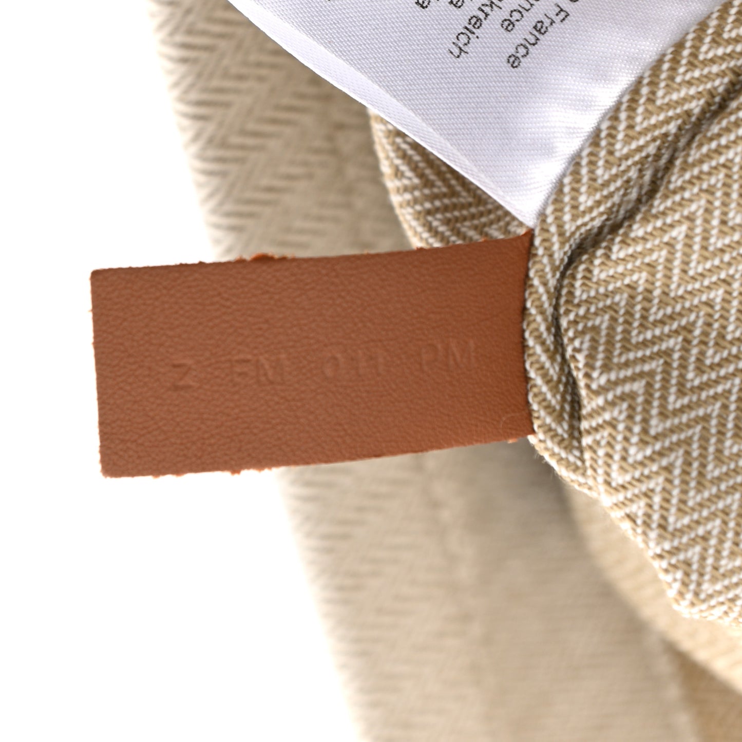 Canvas Swift Aline Grooming Bag Gold