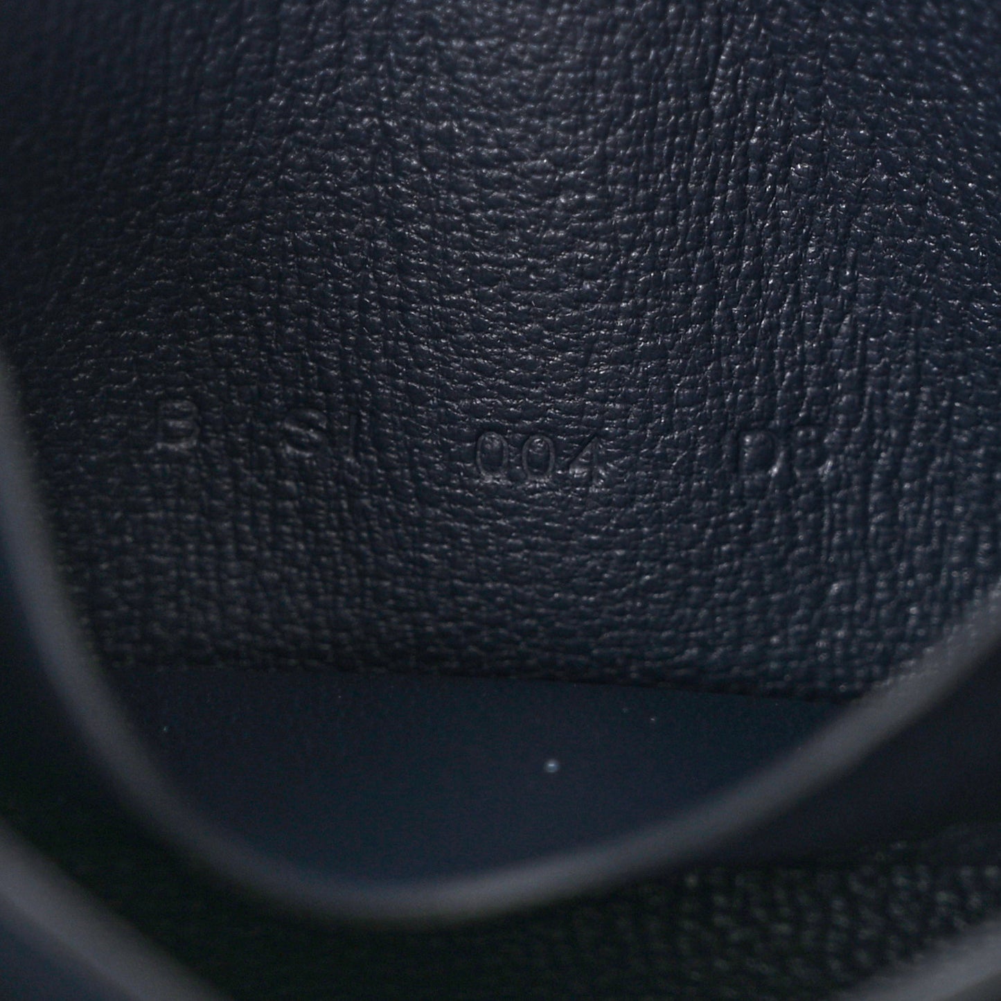 Caviar Timeless CC Yen Wallet Dark Pink