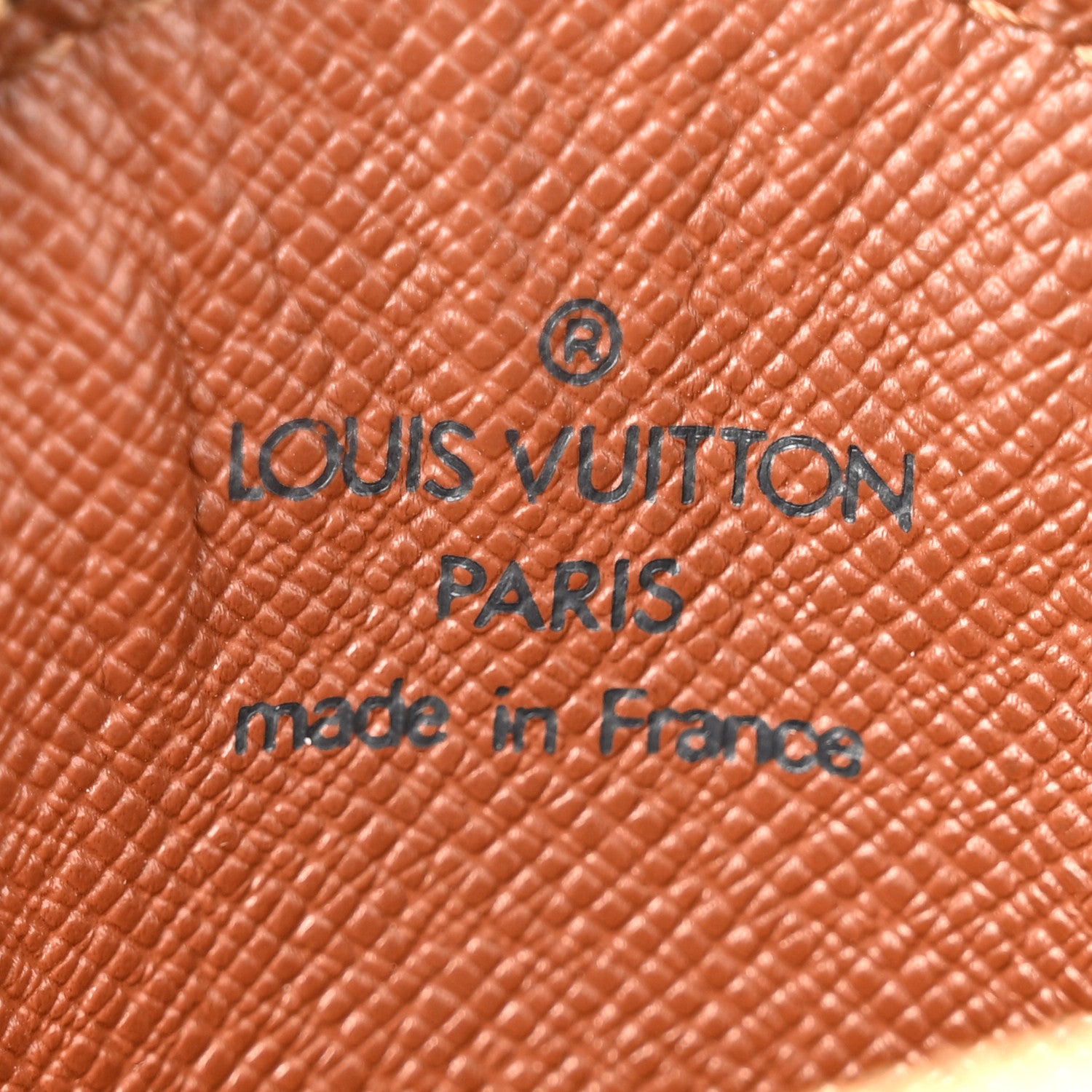 Louis Vuitton Monogram Round Coin Purse 6 of 8
