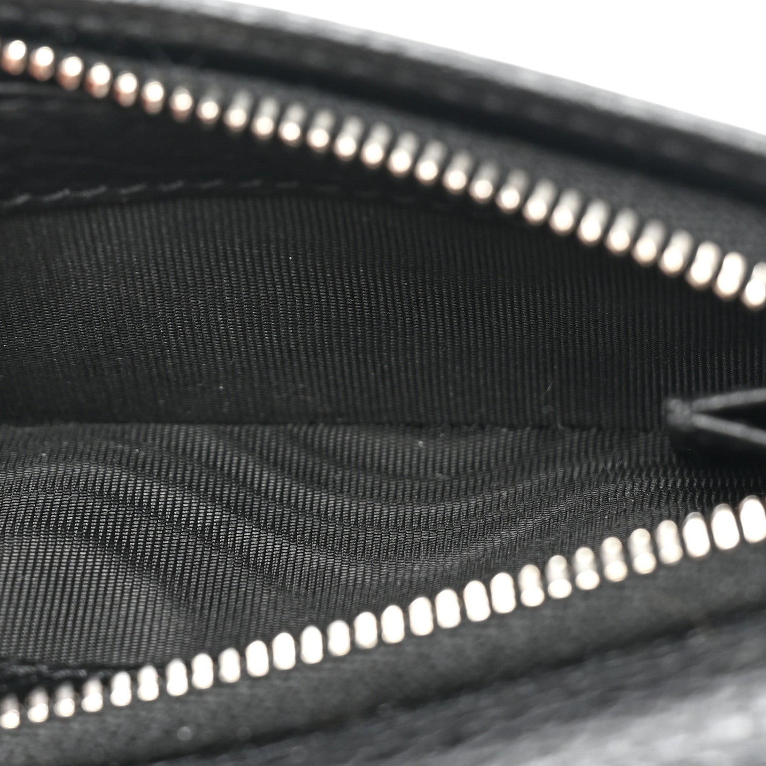 Gucci Dollar Calfskin Enamel Monochrome Medium GG Marmont Wallet 7 of 12