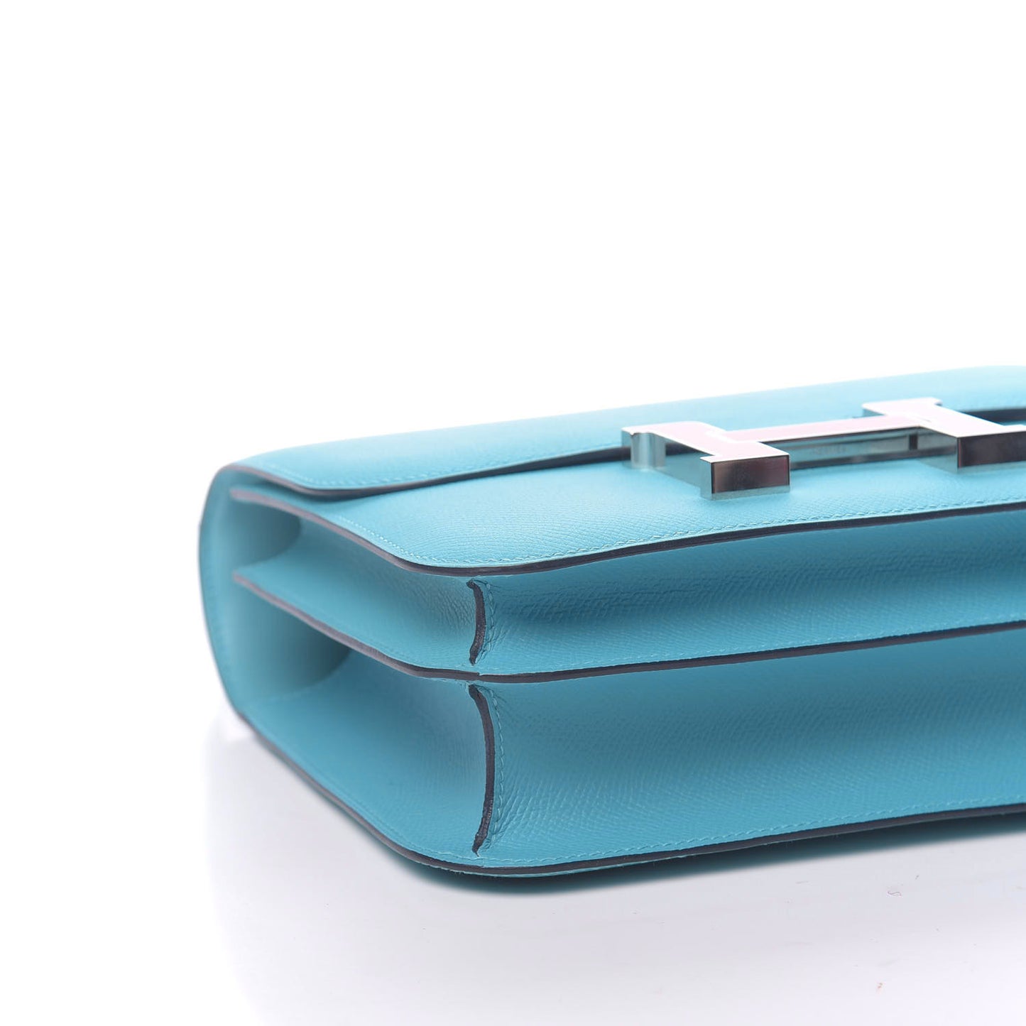 Epsom Enamel Constance 24 Bleu Du Nord Rouge
