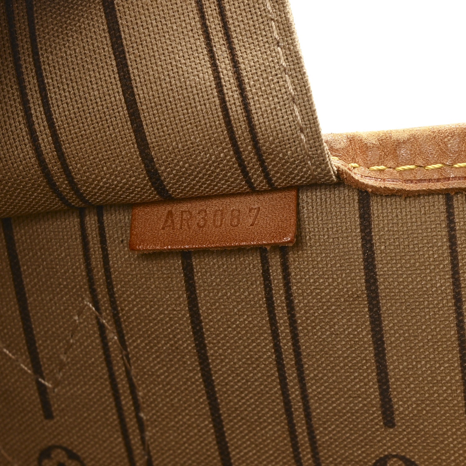 Louis Vuitton Monogram Neverfull MM 7 of 11