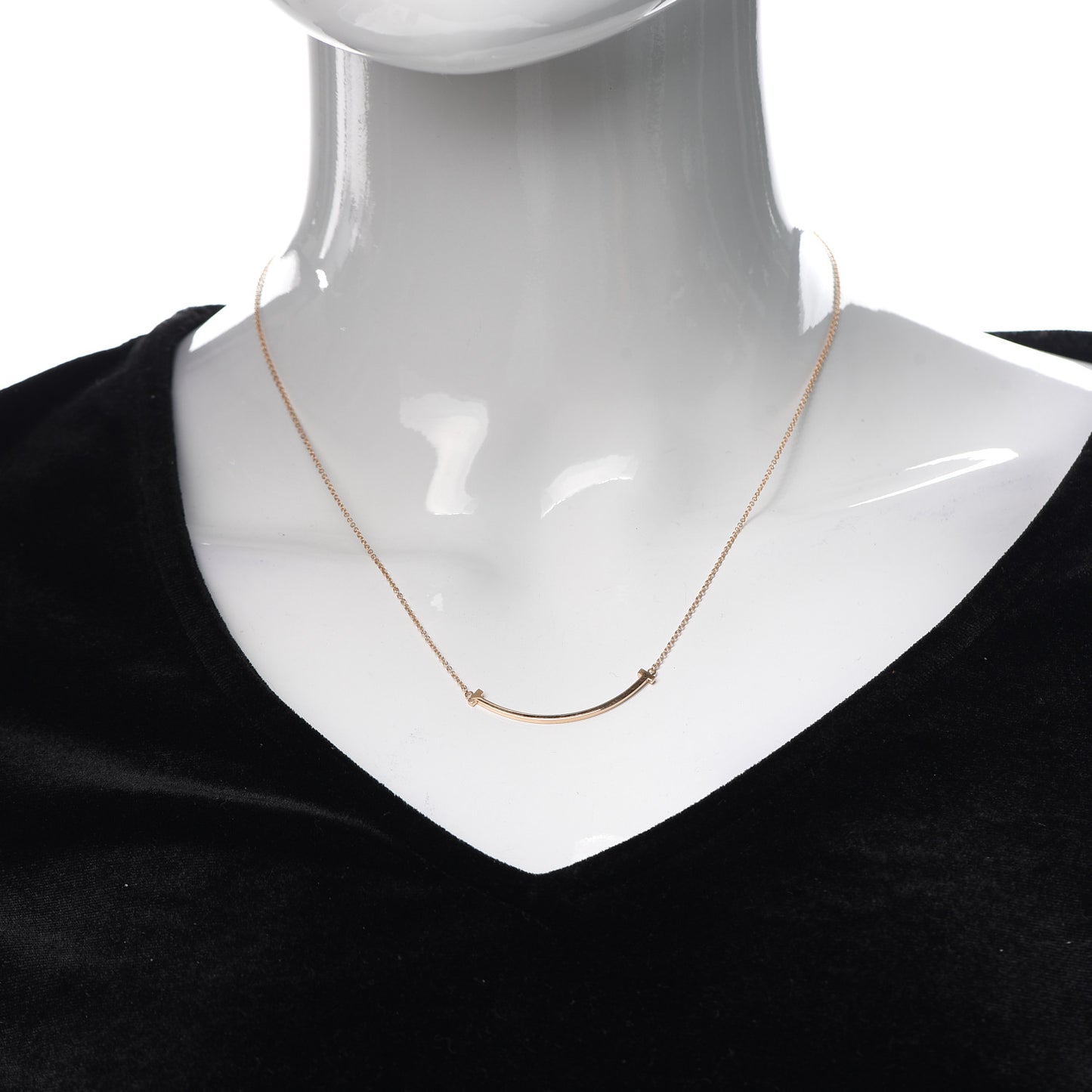 18K Rose Gold Small T Smile Pendant Necklace