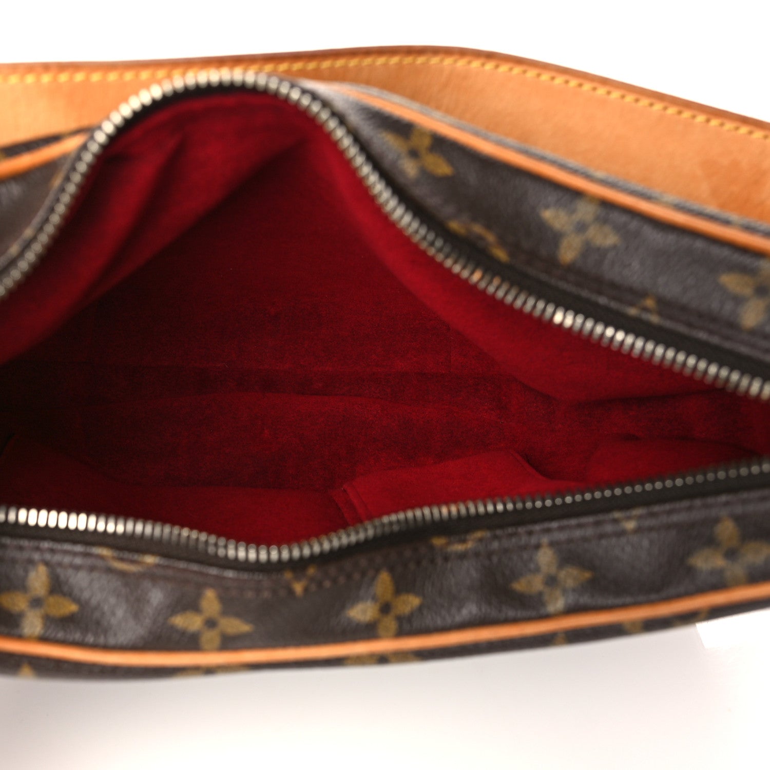 Louis Vuitton Monogram Croissant MM 5 of 9