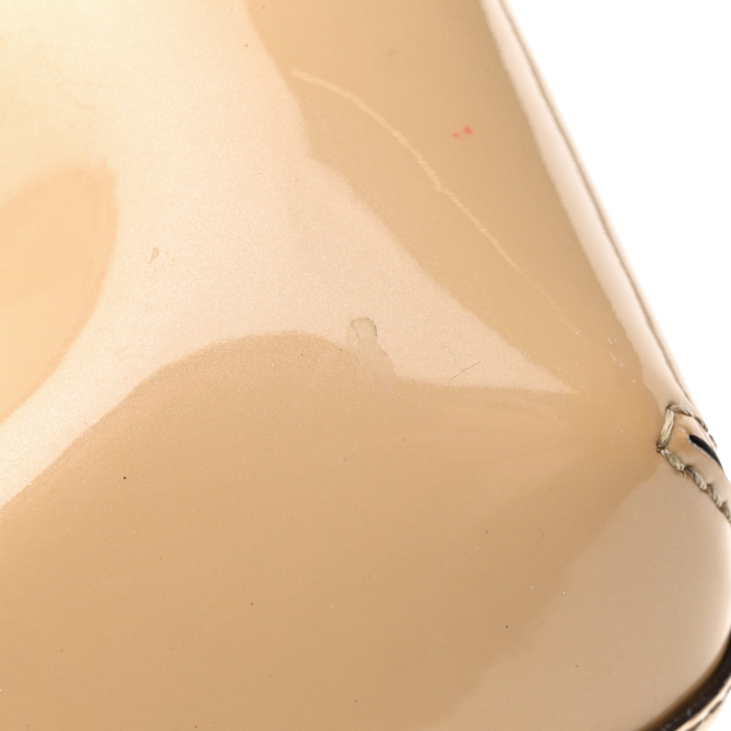 Louis Vuitton Vernis Montaigne MM Dune 25 of 28