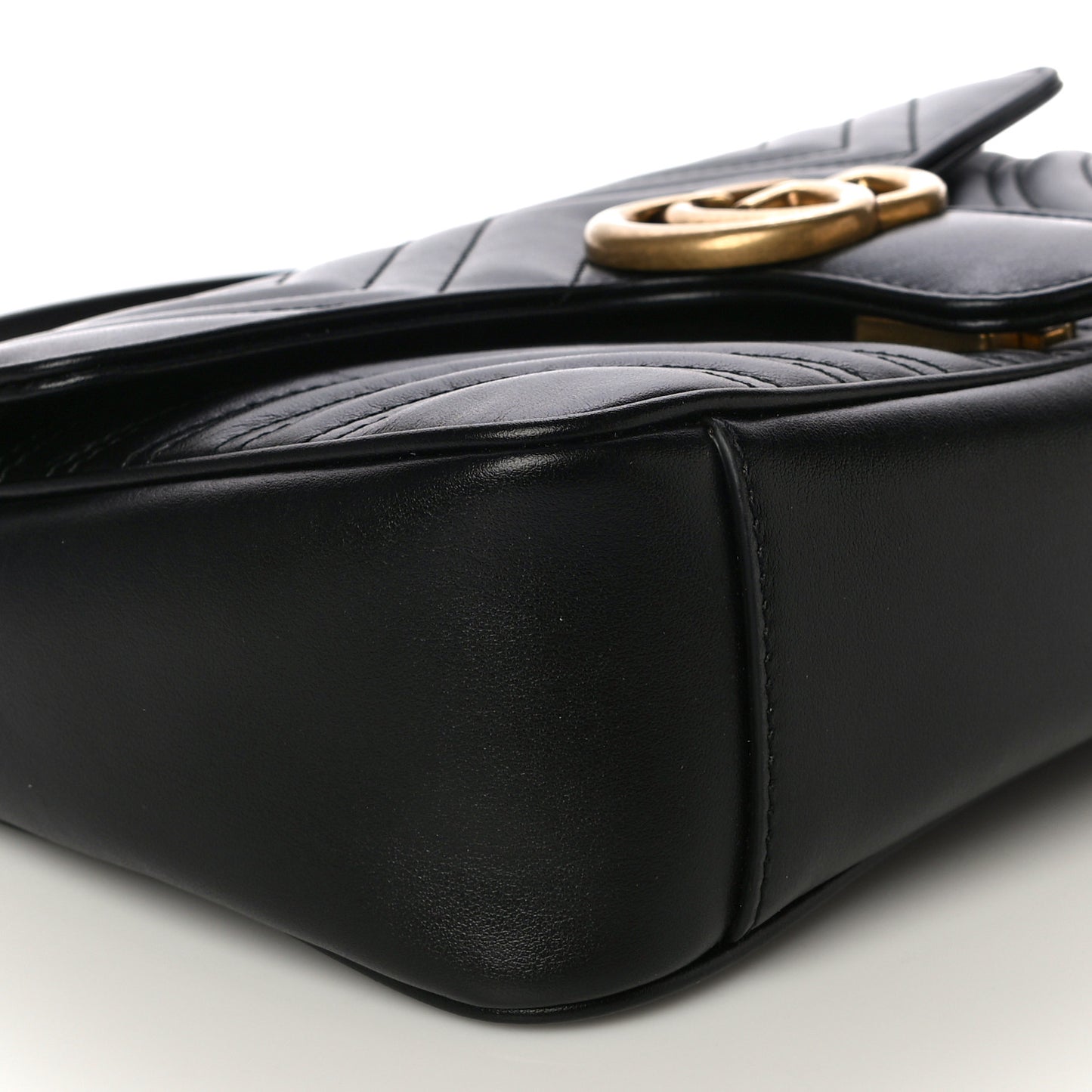Calfskin Matelasse Small GG Marmont Shoulder Bag Black