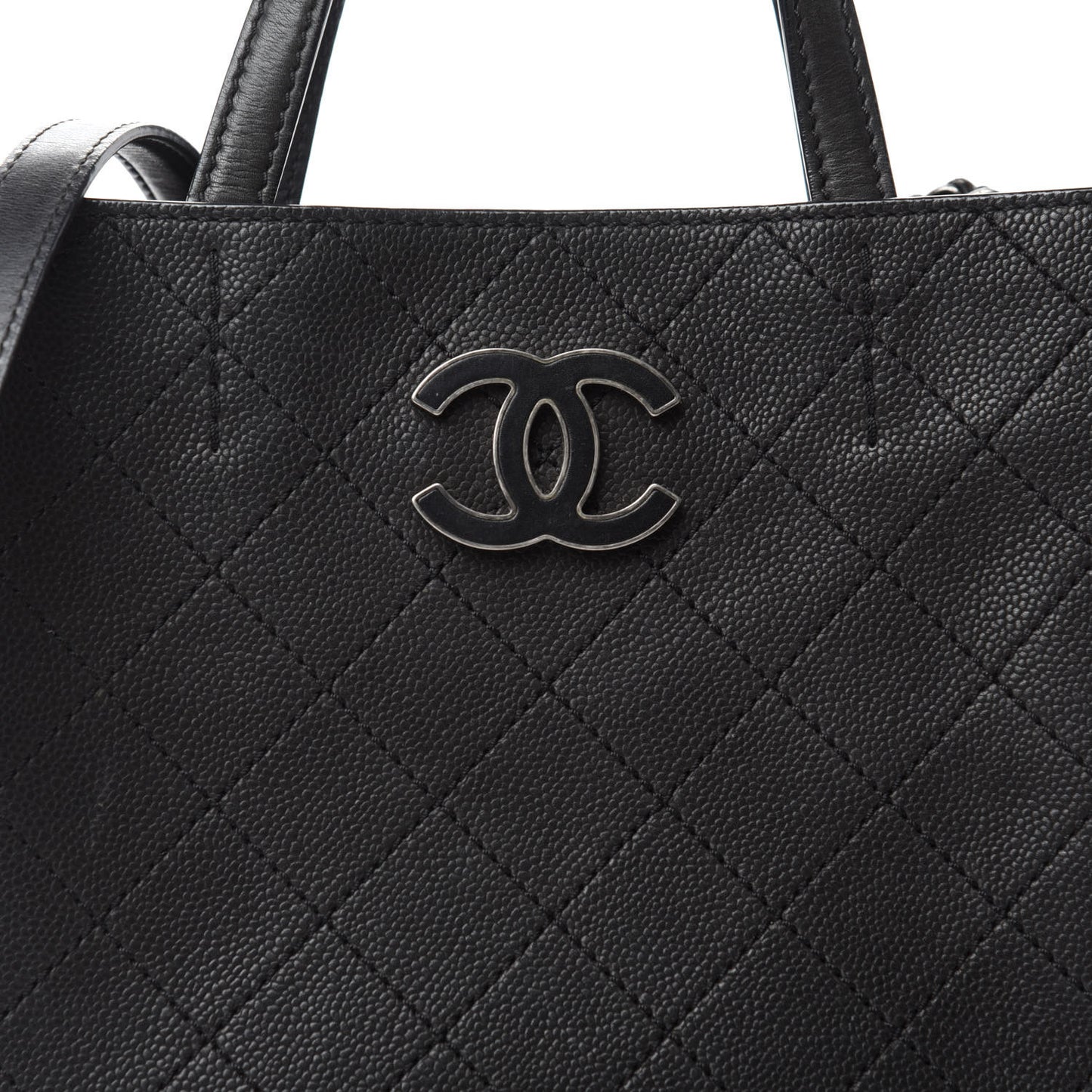 Calfskin Stitched Hamptons Tote Black
