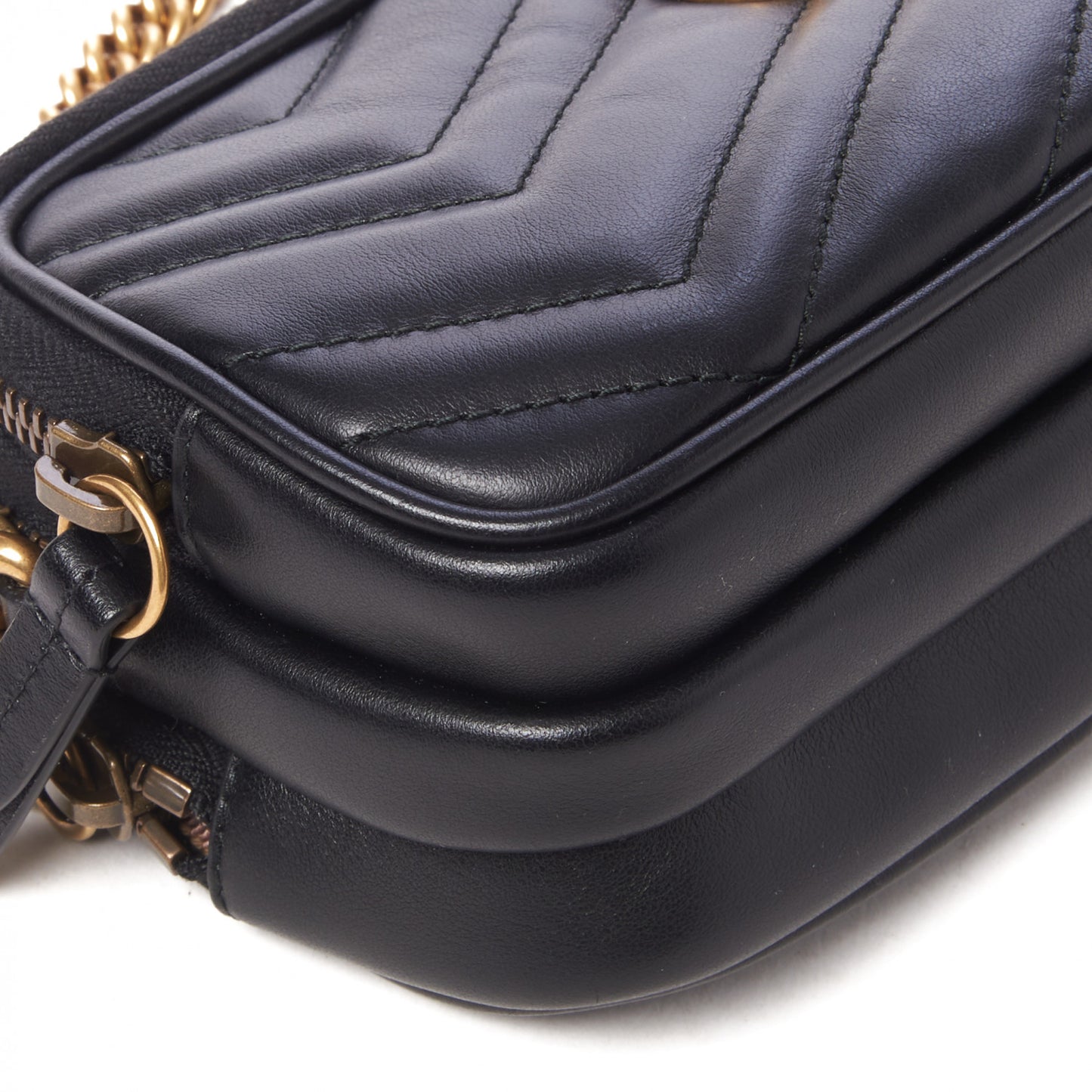 Calfskin Matelasse Mini GG Marmont Chain Crossbody Bag Black