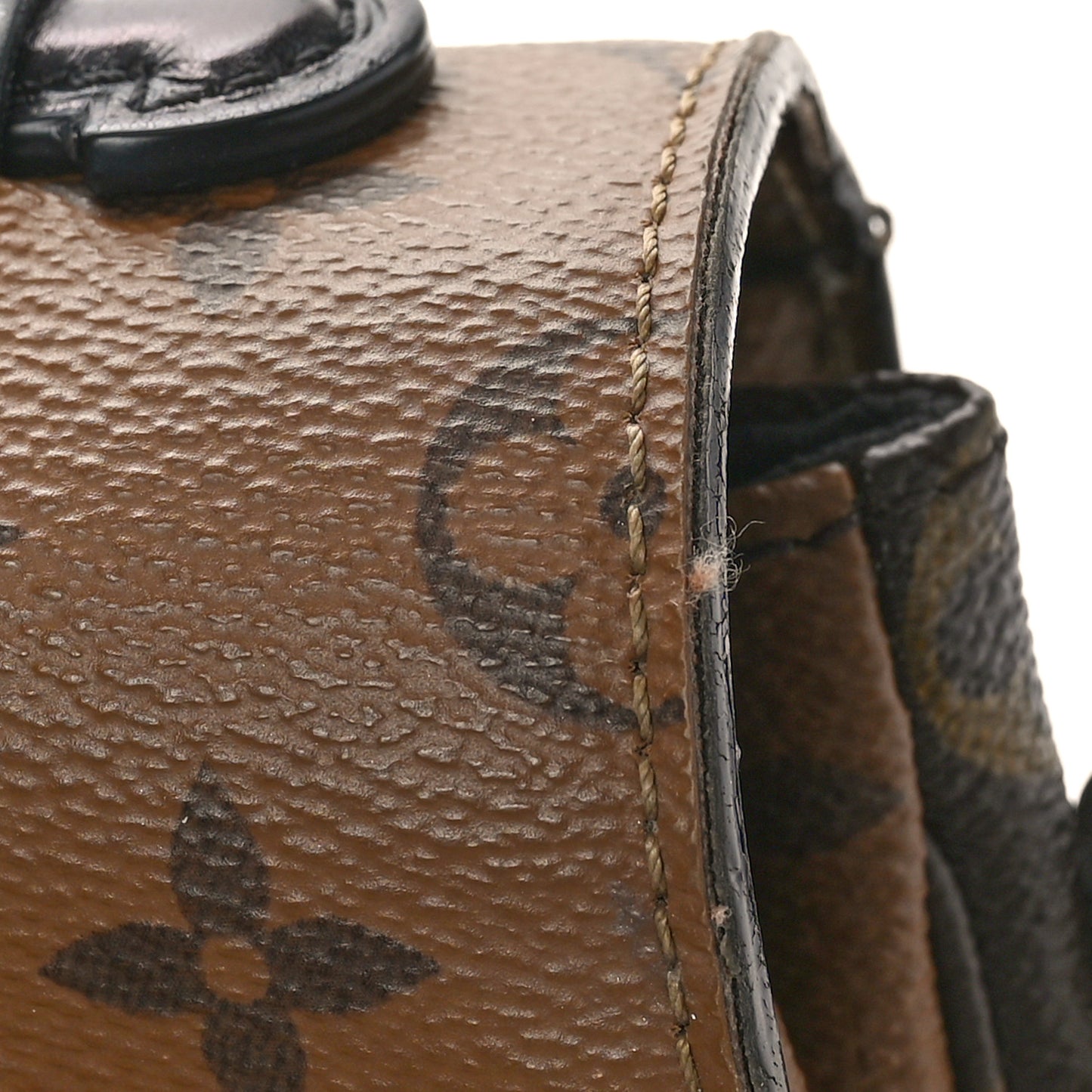 Reverse Monogram Pochette Metis