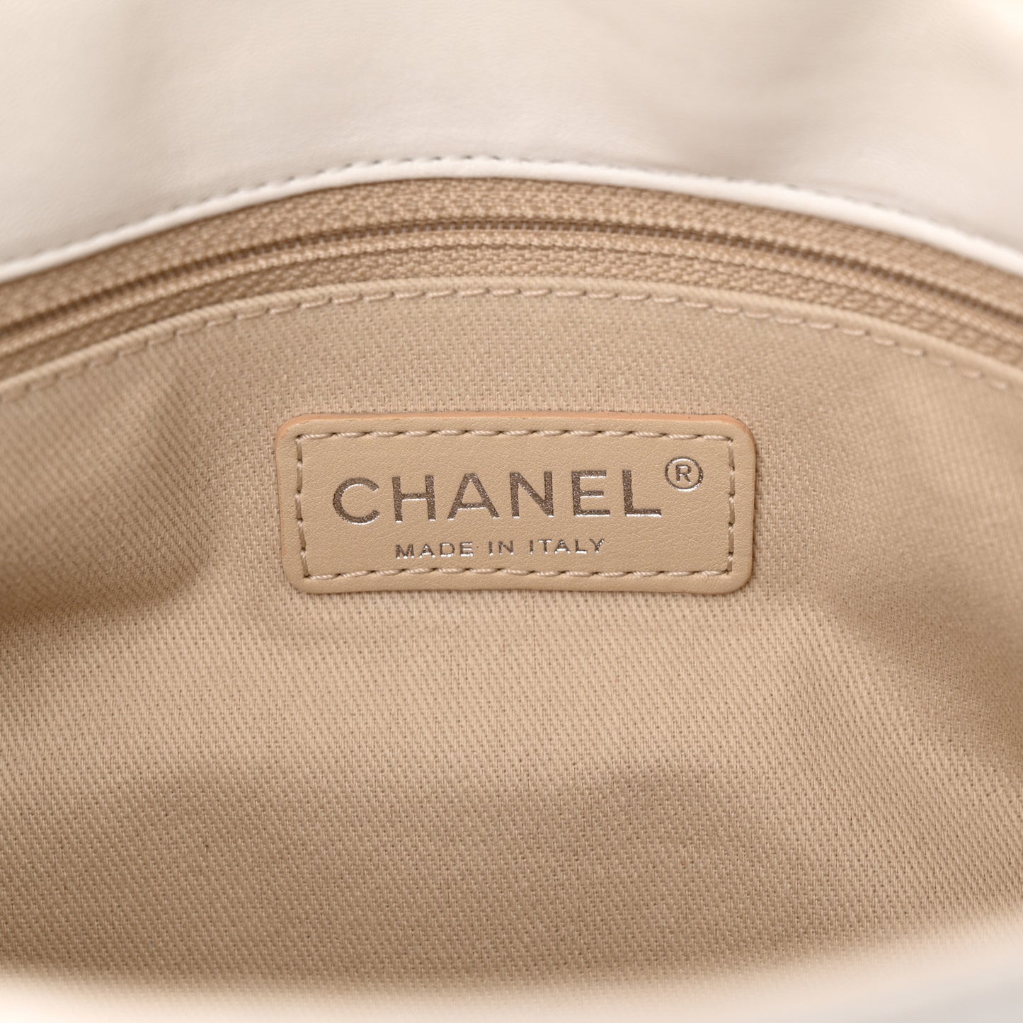 Calfskin Quilted VIP Flap White Black