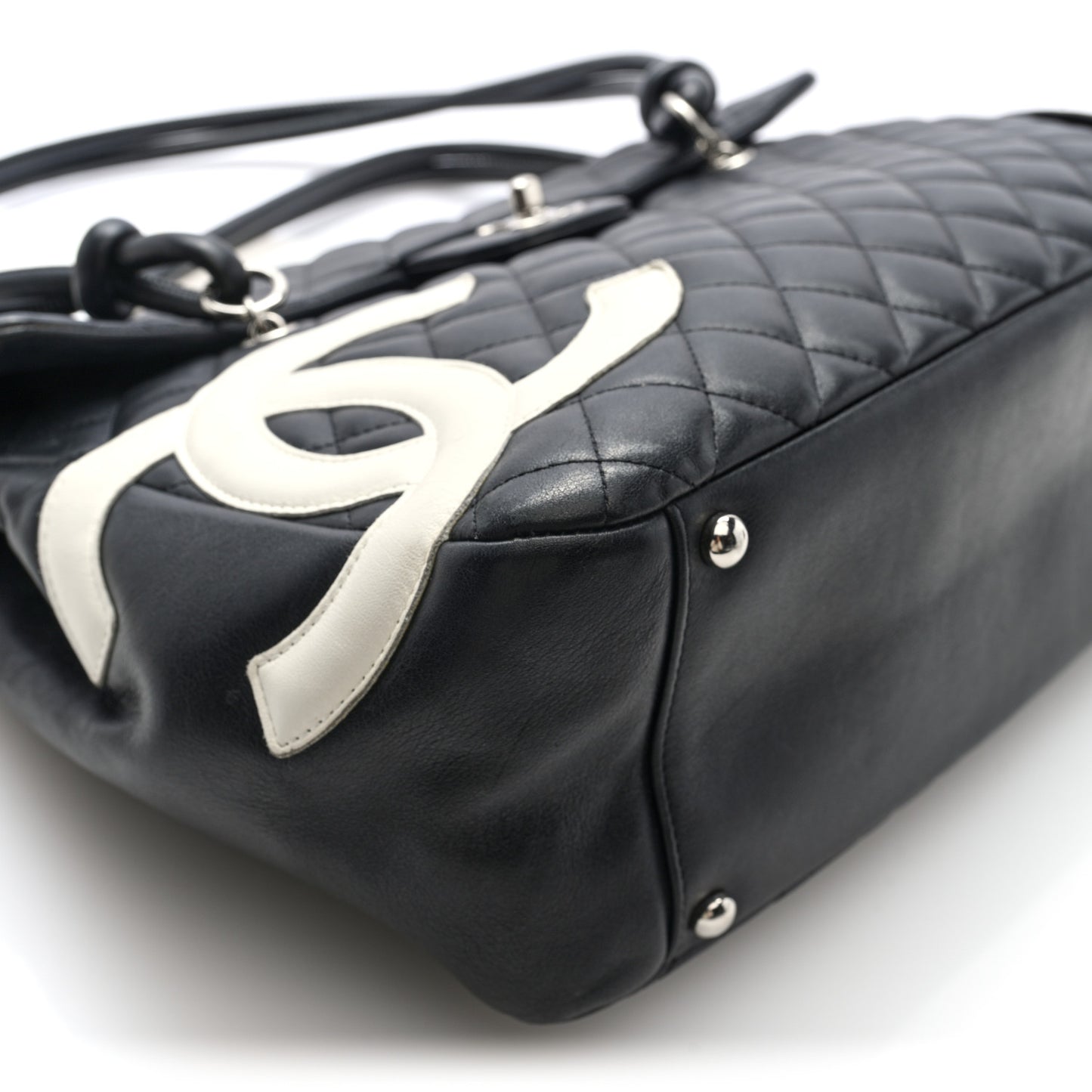 Calfskin Quilted Large Cambon Flap Black White