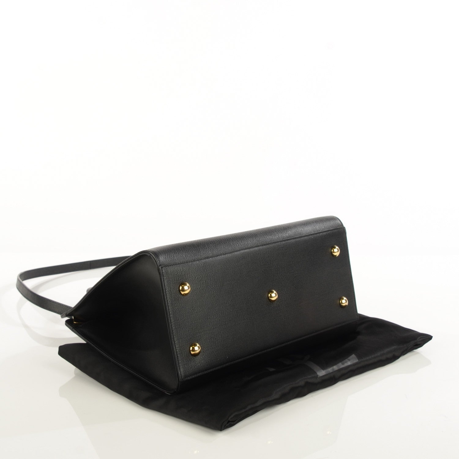 Saint Laurent Textured Leather Classic Small Cabas Y Bag Black 4 of 8