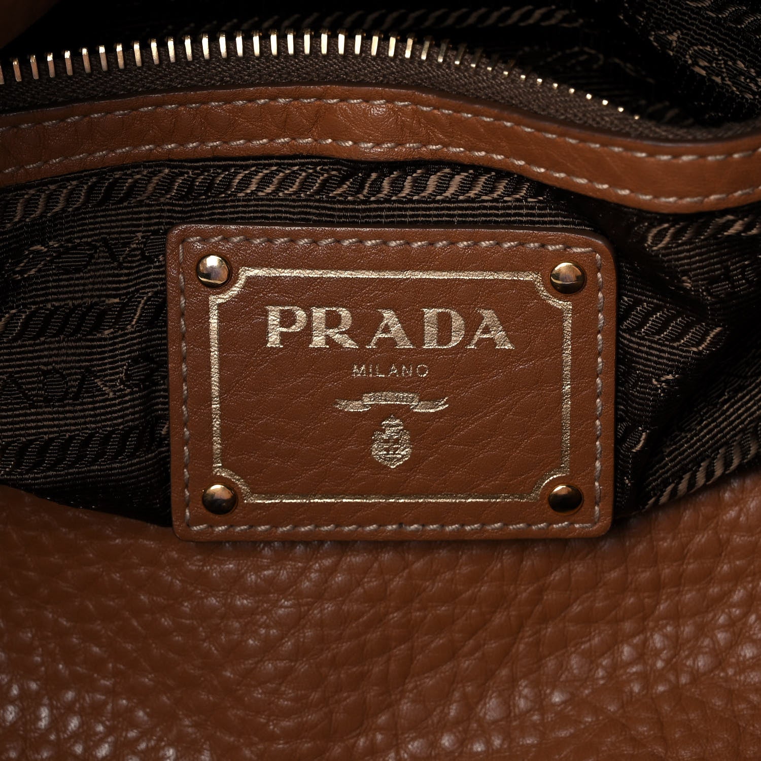 Prada Vitello Daino Side Pocket Hobo Cuoio 6 of 9