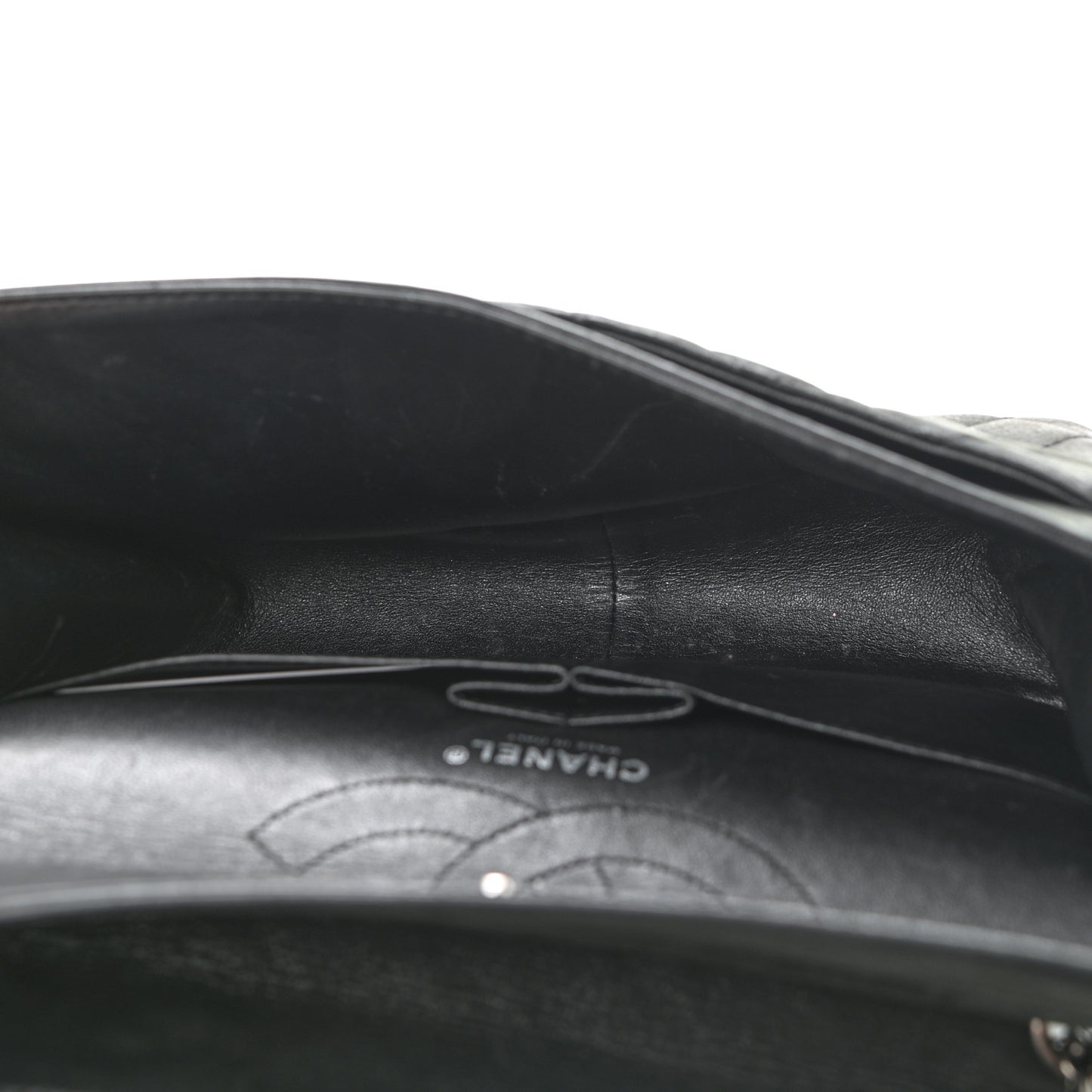 Iridescent Calfskin Quilted 2.55 Reissue 226 Flap Black