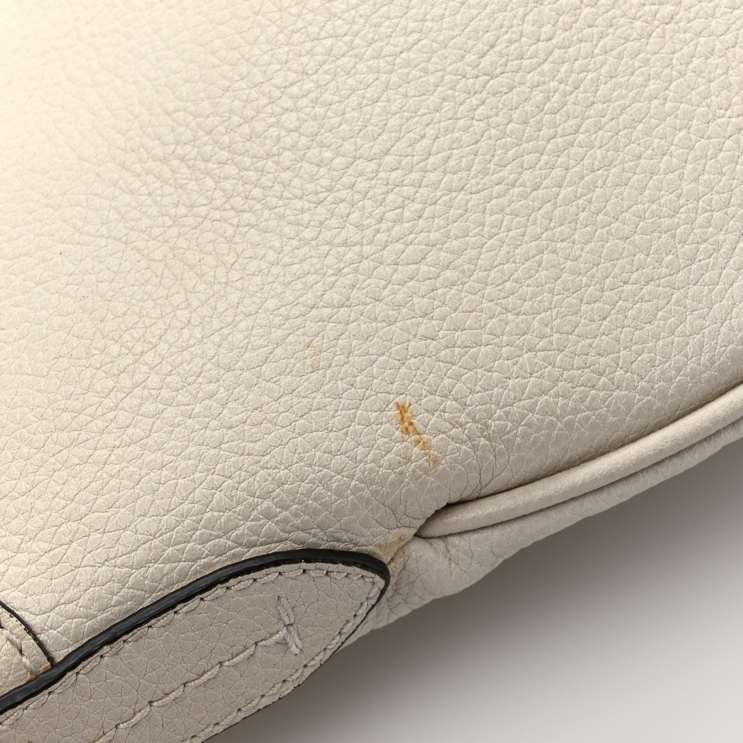 Gucci Grained Calfskin Logo Half Moon Hobo White 12 of 13