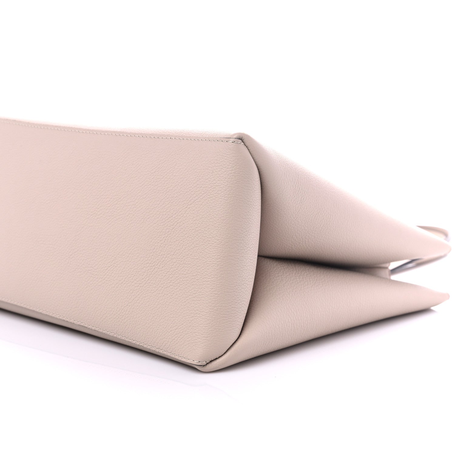 Louis Vuitton Grained Calfskin Lockme Shopper Greige 7 of 7