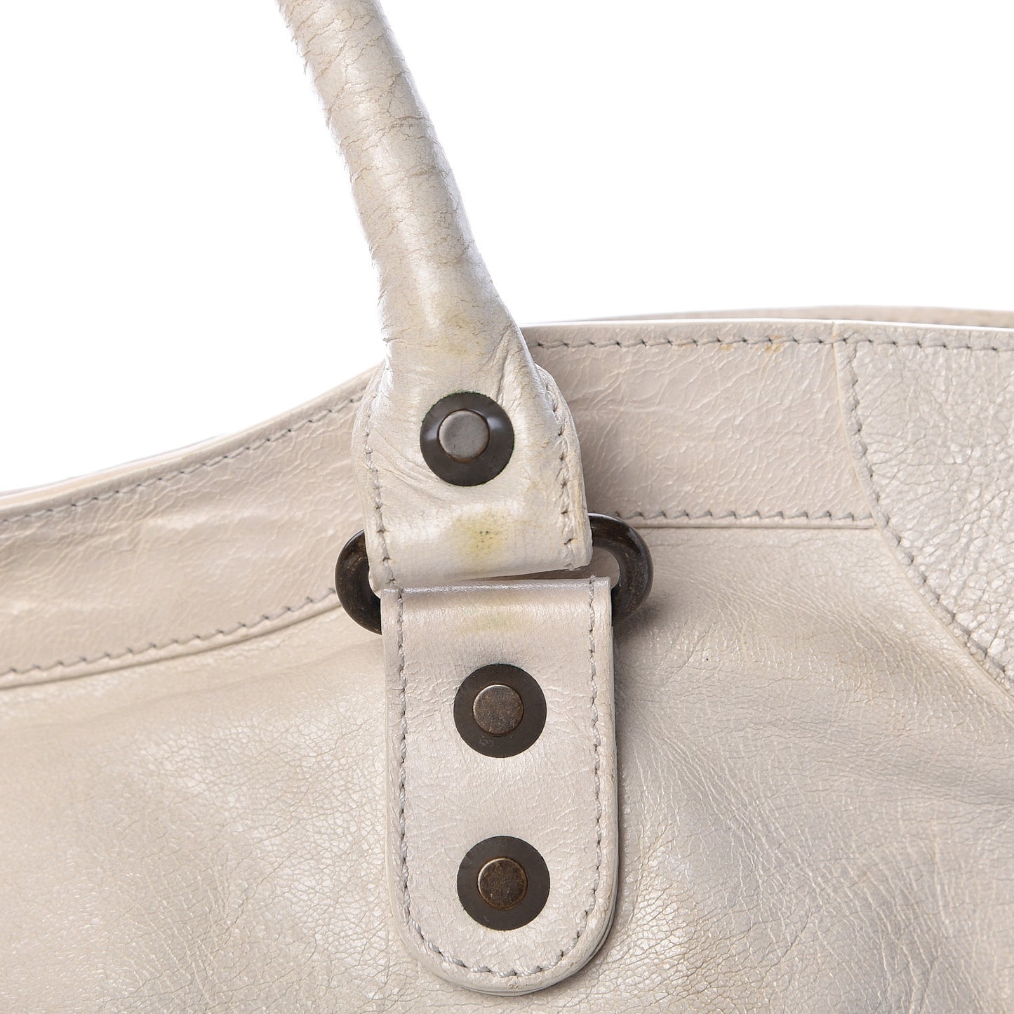 Chevre Classic Hardware City White