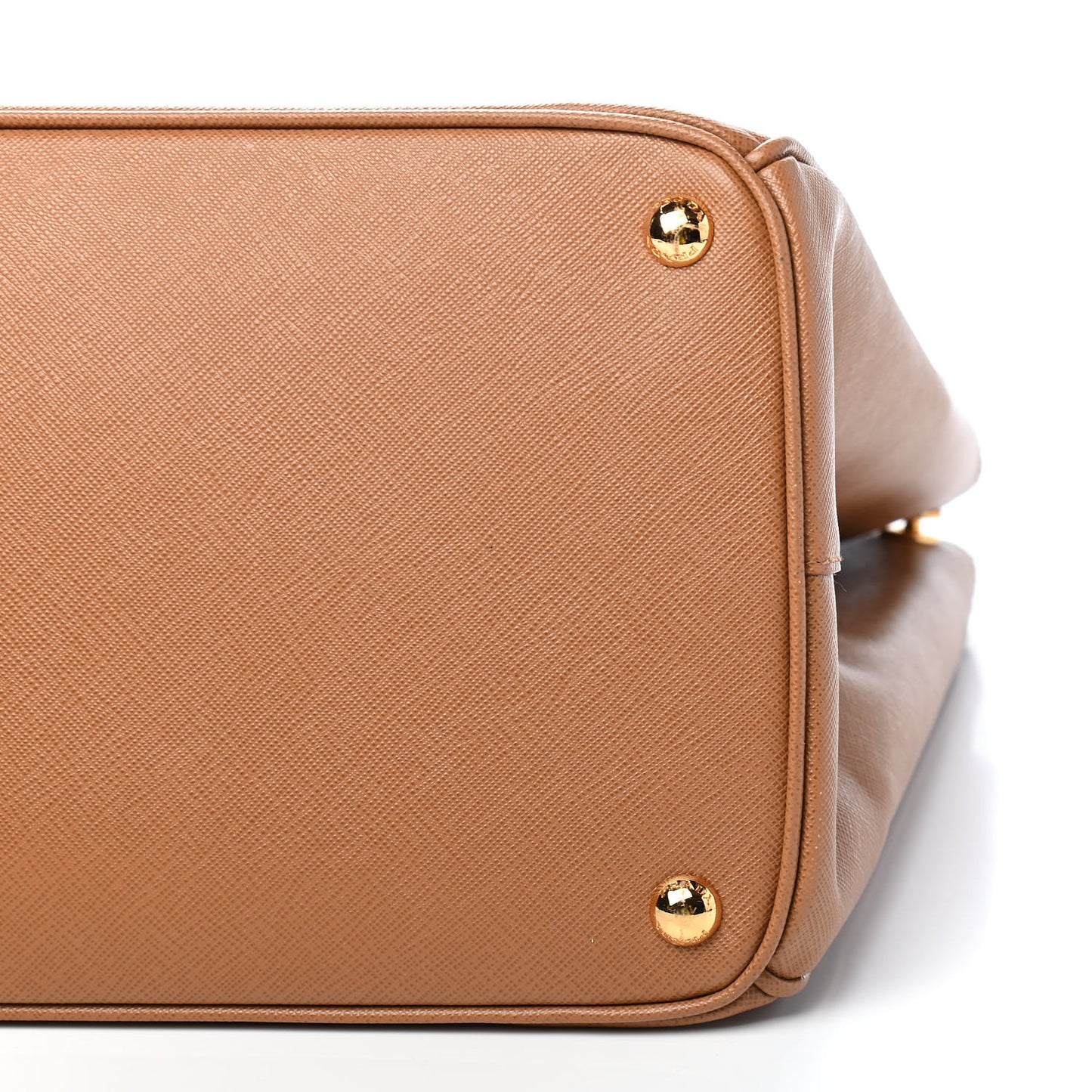 Saffiano Lux Extra Large Galleria Double Zip Tote Caramel