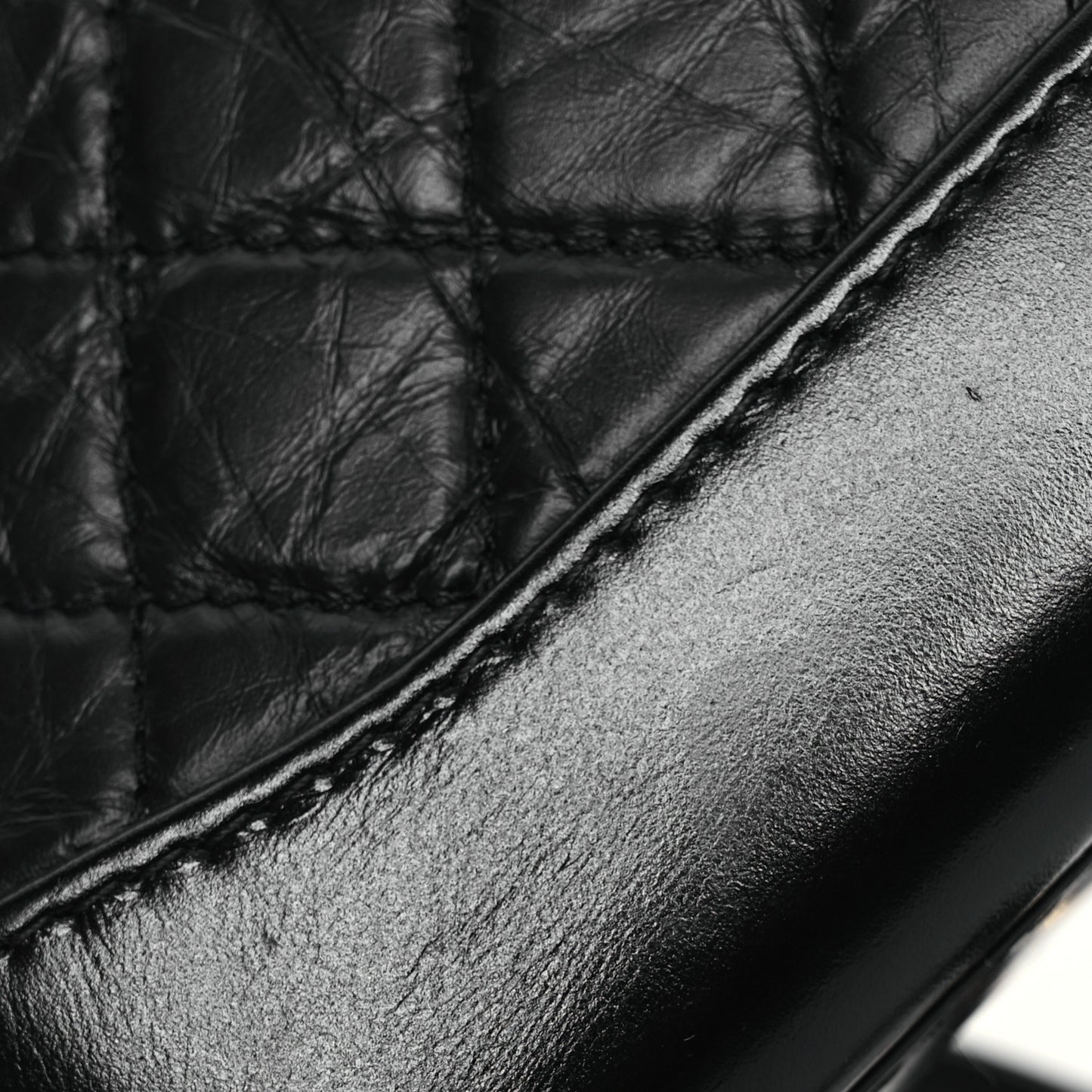 Aged Calfskin Quilted Small Gabrielle Clutch With Chain Black