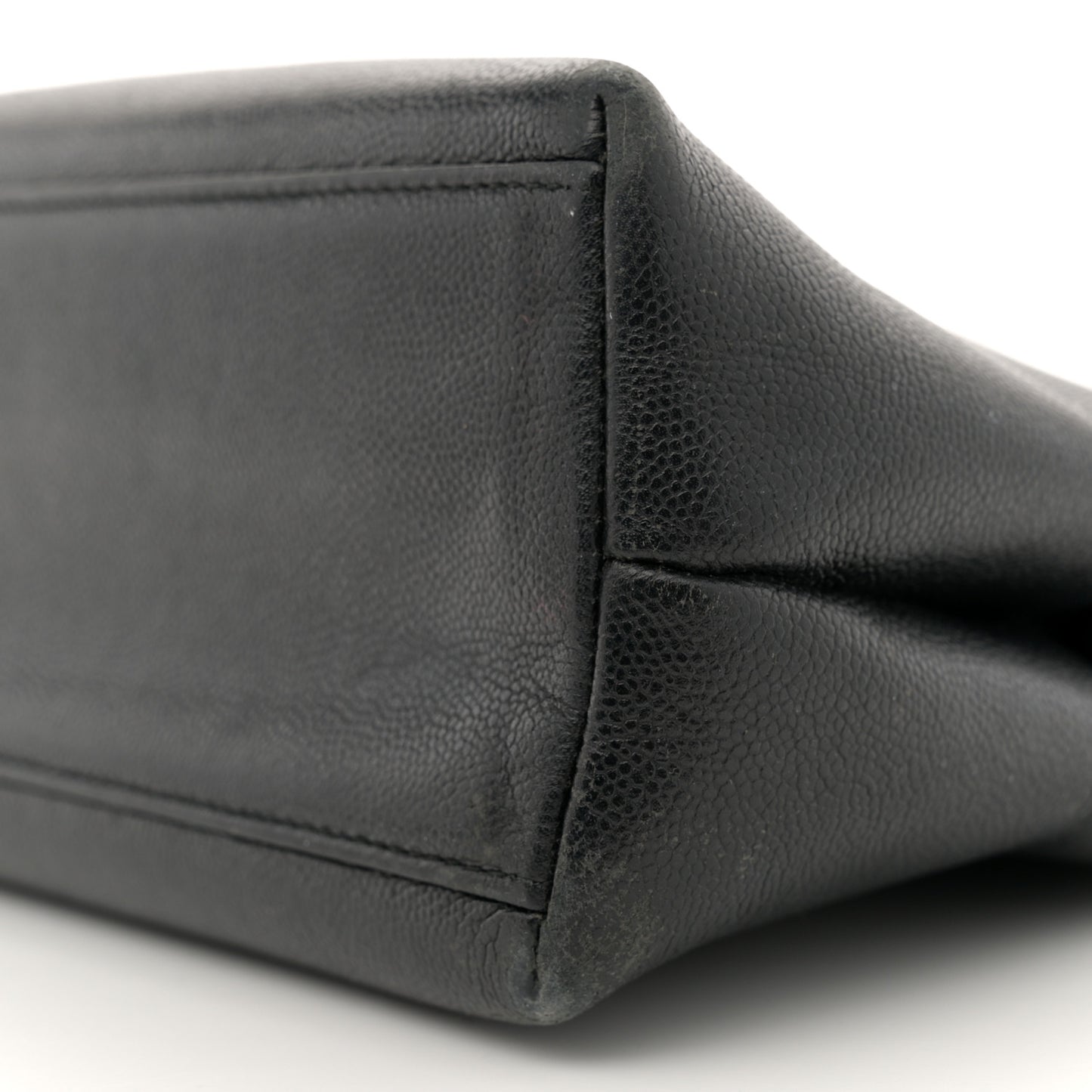 Caviar CC Shoulder Bag Black