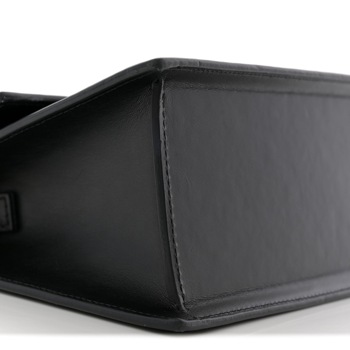 Smooth Calfskin Le Grand Chiquito Black Black
