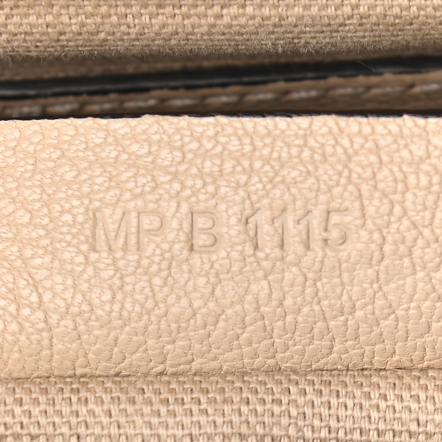 Sugar Goatskin Medium Antigona Nude