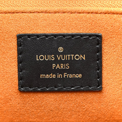 Louis Vuitton Empreinte Monogram Giant OnTheGo MM Black 6 of 13