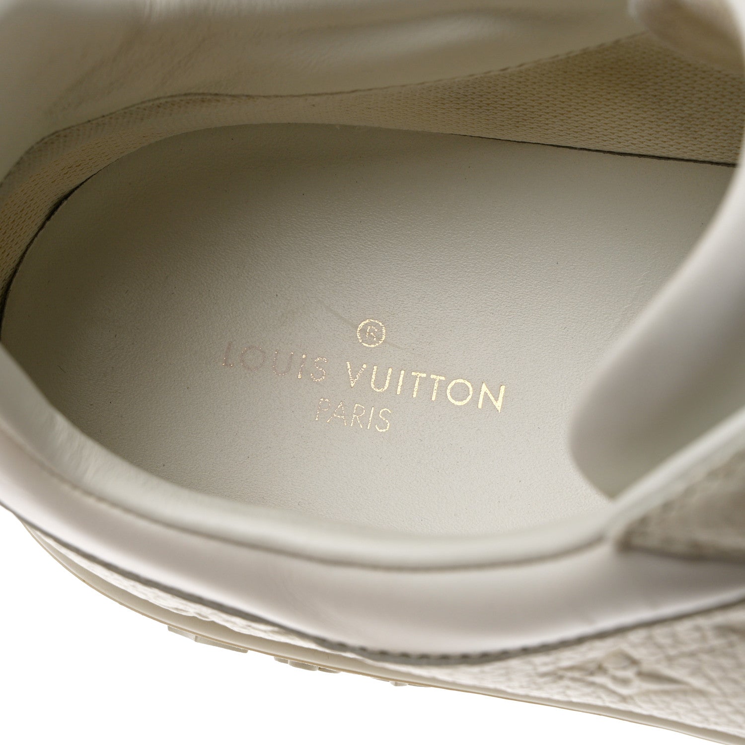 Louis Vuitton Grained Calfskin Embossed Monogram Mens Luxembourg Sneakers 10.5 White 7 of 11
