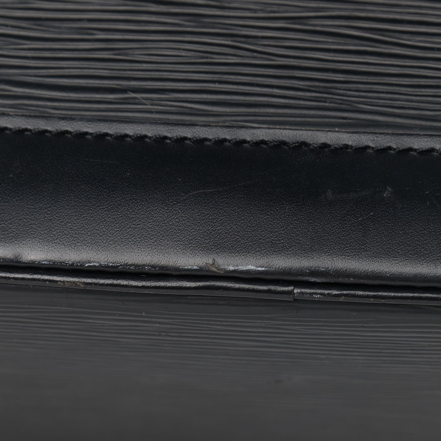 Louis Vuitton Epi Alma PM Black 12 of 17