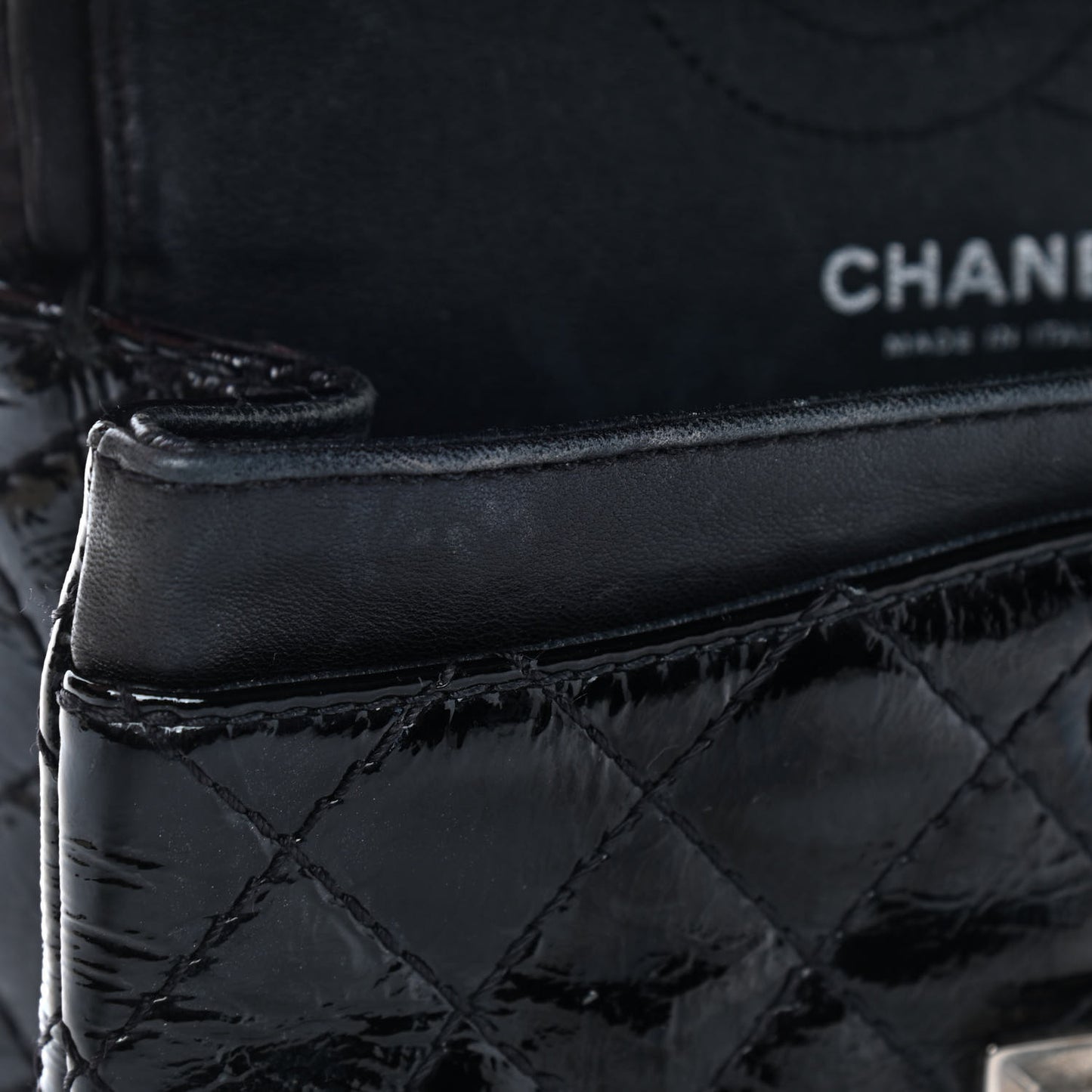 Crinkled Patent Quilted 2.55 Reissue Mini Flap Black