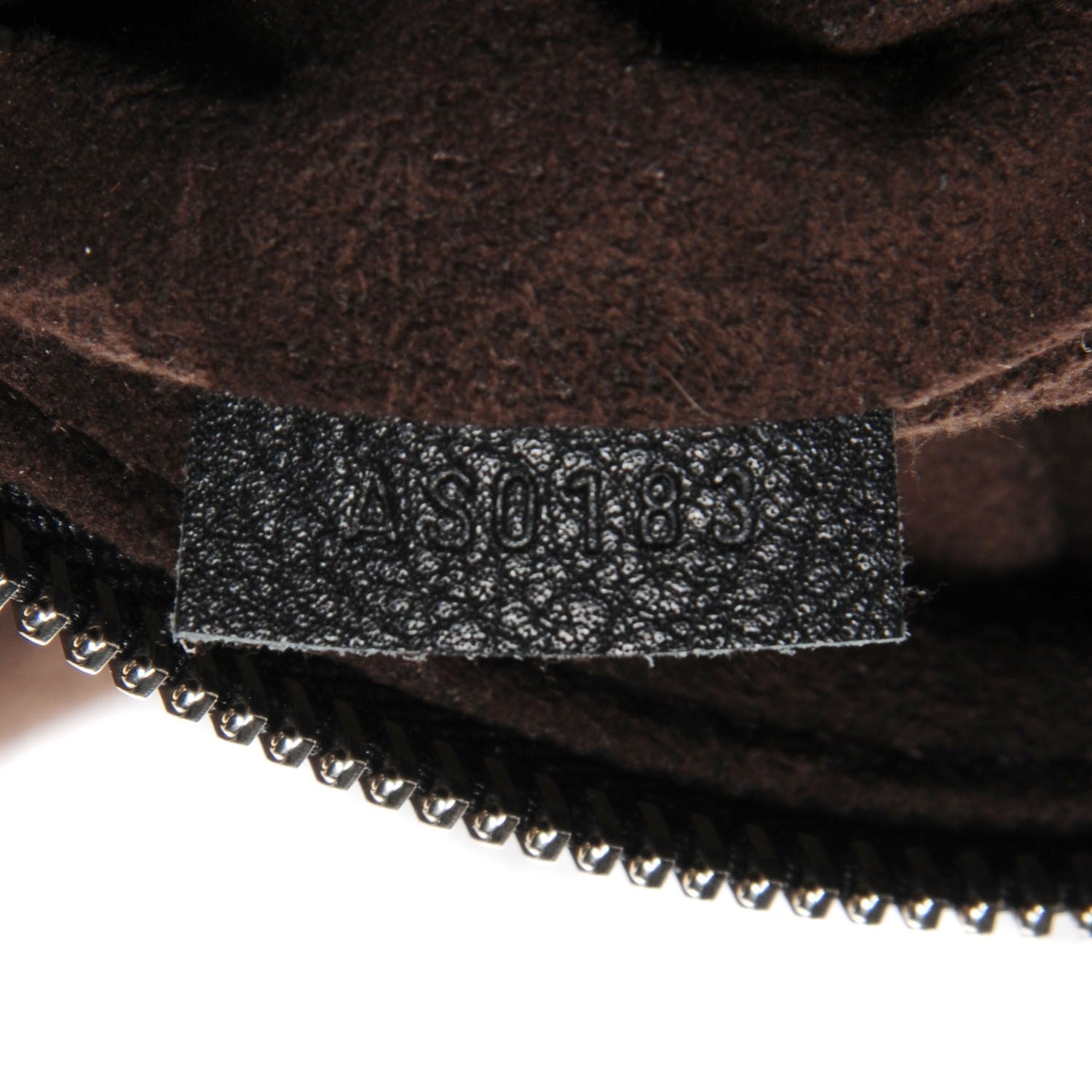 Louis Vuitton Mahina Neo L Black 7 of 7