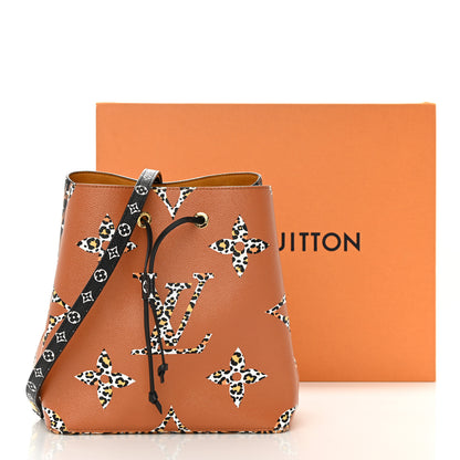 Louis Vuitton Monogram Giant Jungle NéoNoé Caramel 14 of 14