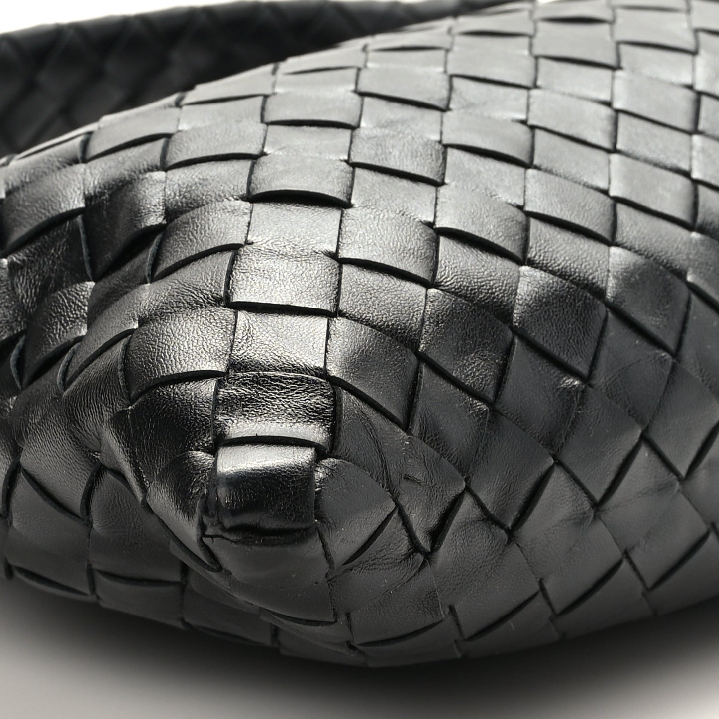 Calfskin Intrecciato Small Hop Black