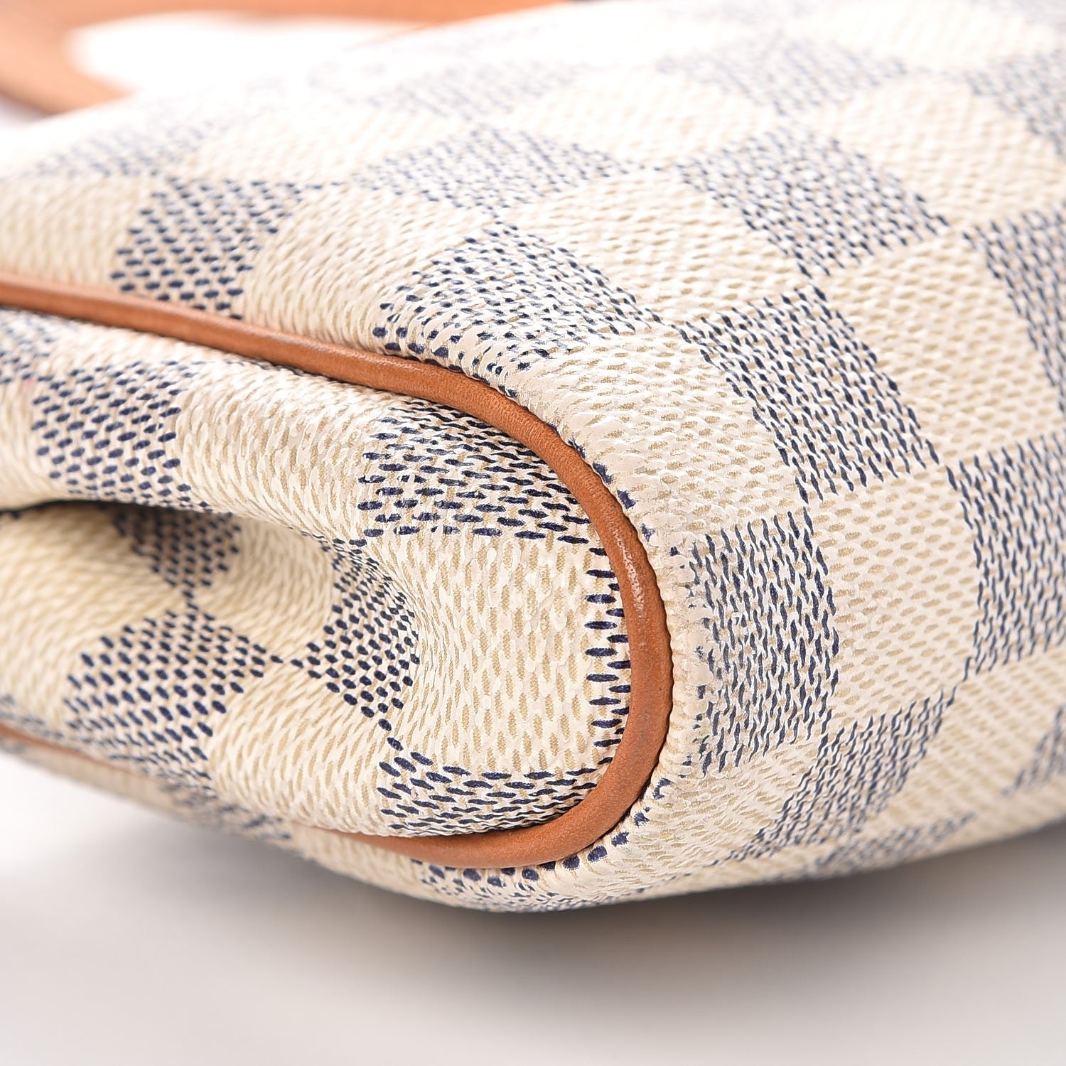 Louis Vuitton Damier Azur Eva Clutch 8 of 16