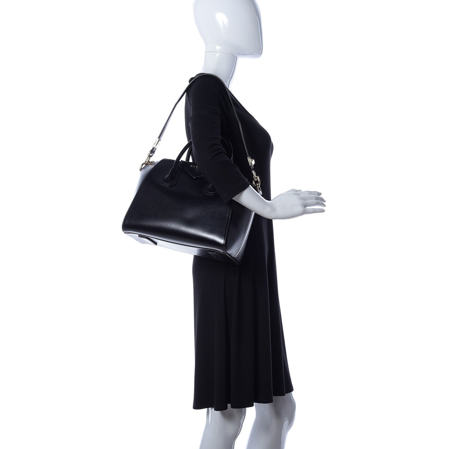 Shiny Lord Calfskin Medium Antigona Black