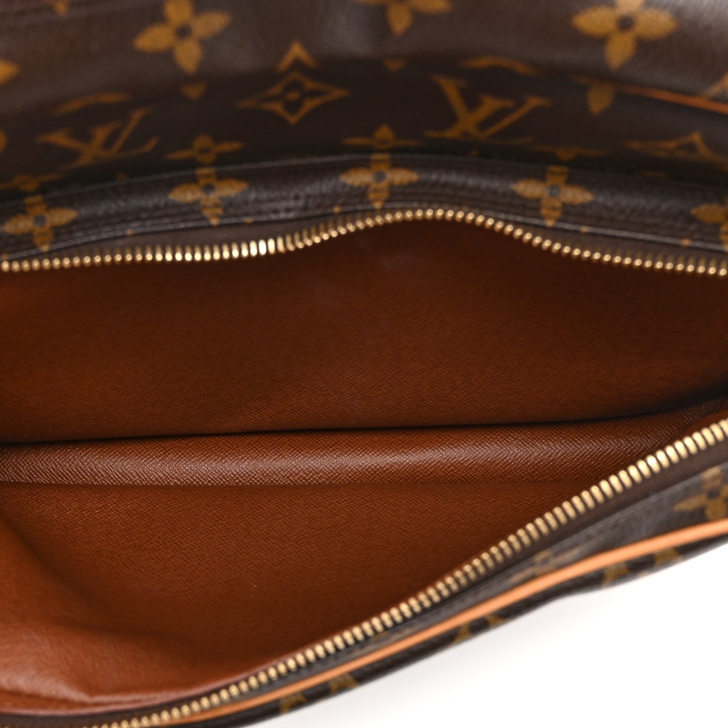 Monogram Nil 28