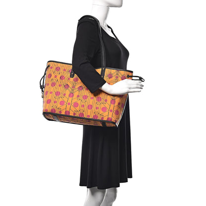 MCM Visetos Medium Project Reversible Shopper Tote White 2 of 20