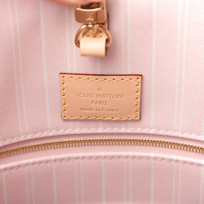 Louis Vuitton Monogram Giant By The Pool Hawaii Onthego GM Light Pink 8 of 10