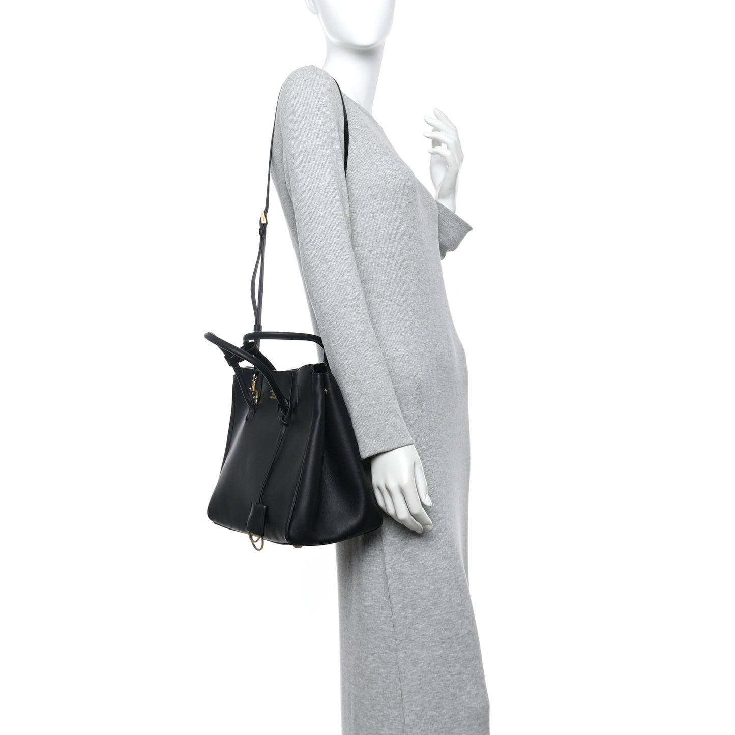 Smooth Calfskin Hampton Carry All Bag Black