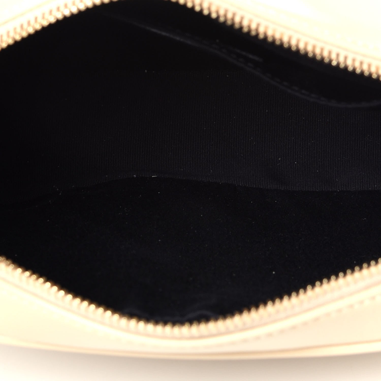 Saint Laurent Calfskin Matelasse Monogram Lou Camera Bag Ivory Natural 5 of 9