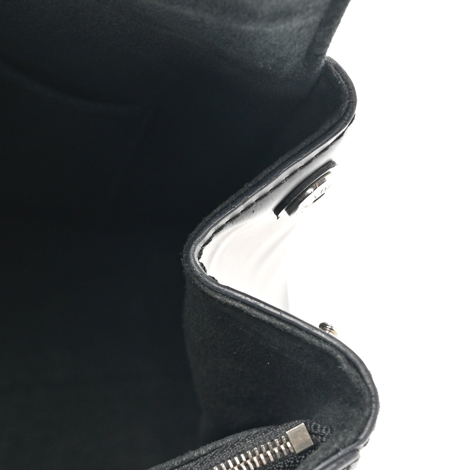 Louis Vuitton Epi Cluny BB Black 14 of 19