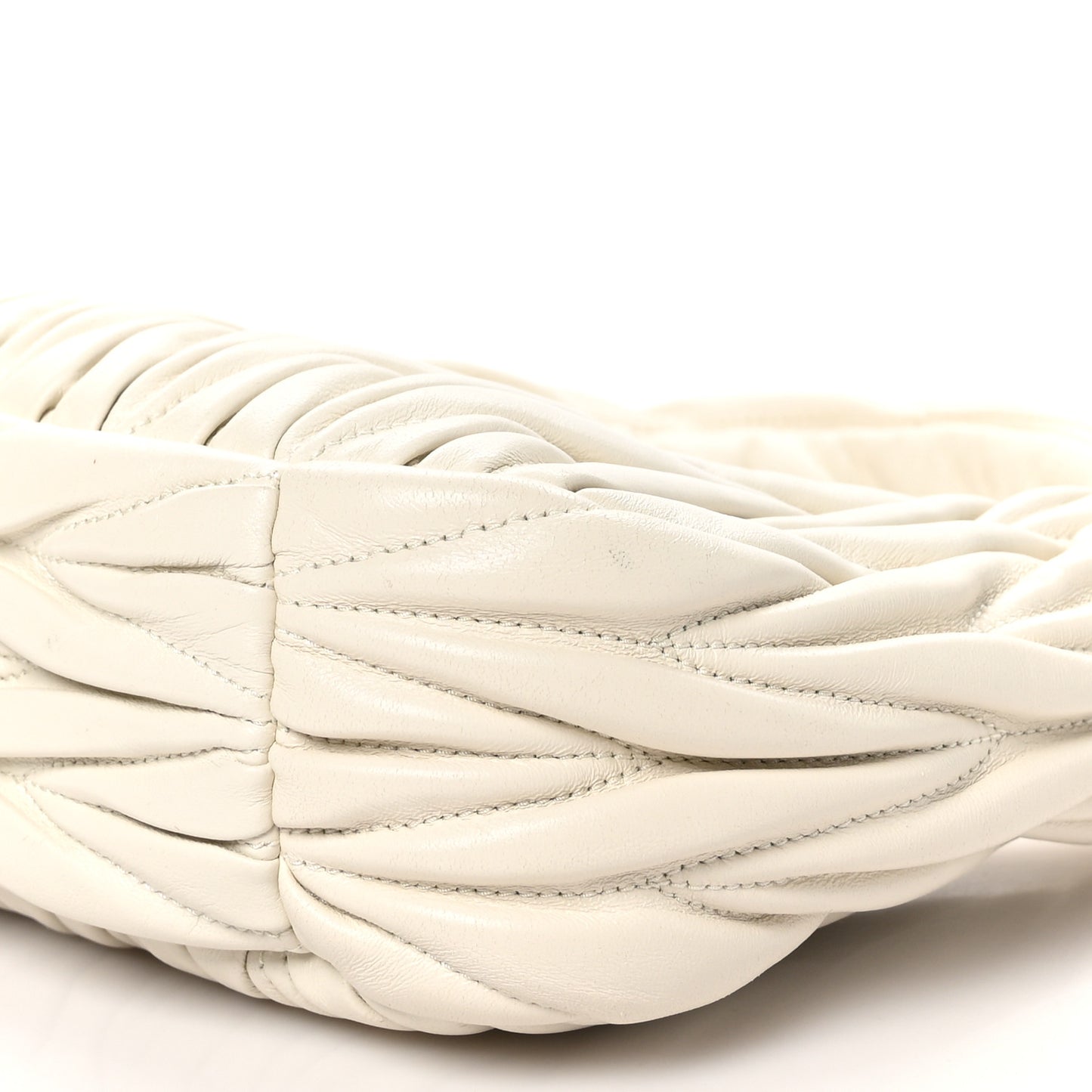 Nappa Matelasse Small Wander Hobo White
