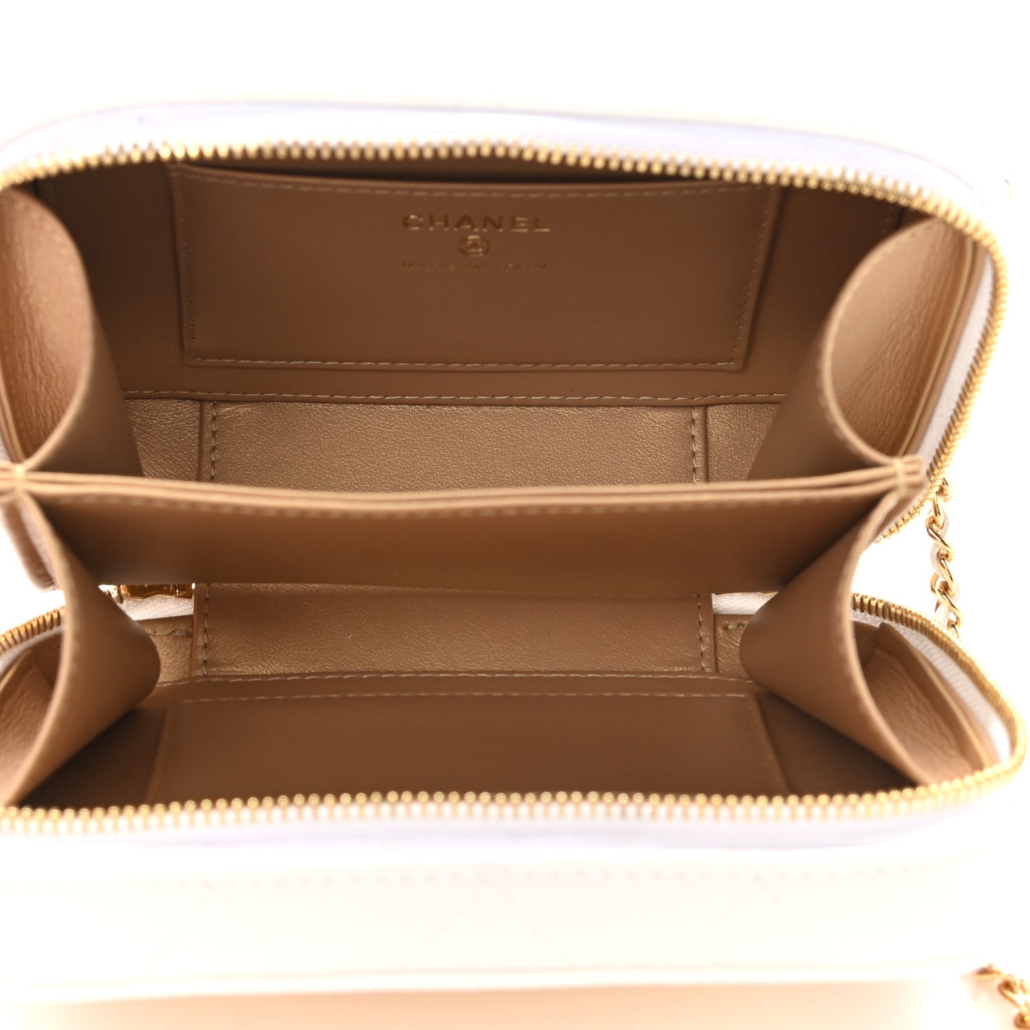 Lambskin Quilted Golden Plate Clutch With Chain White