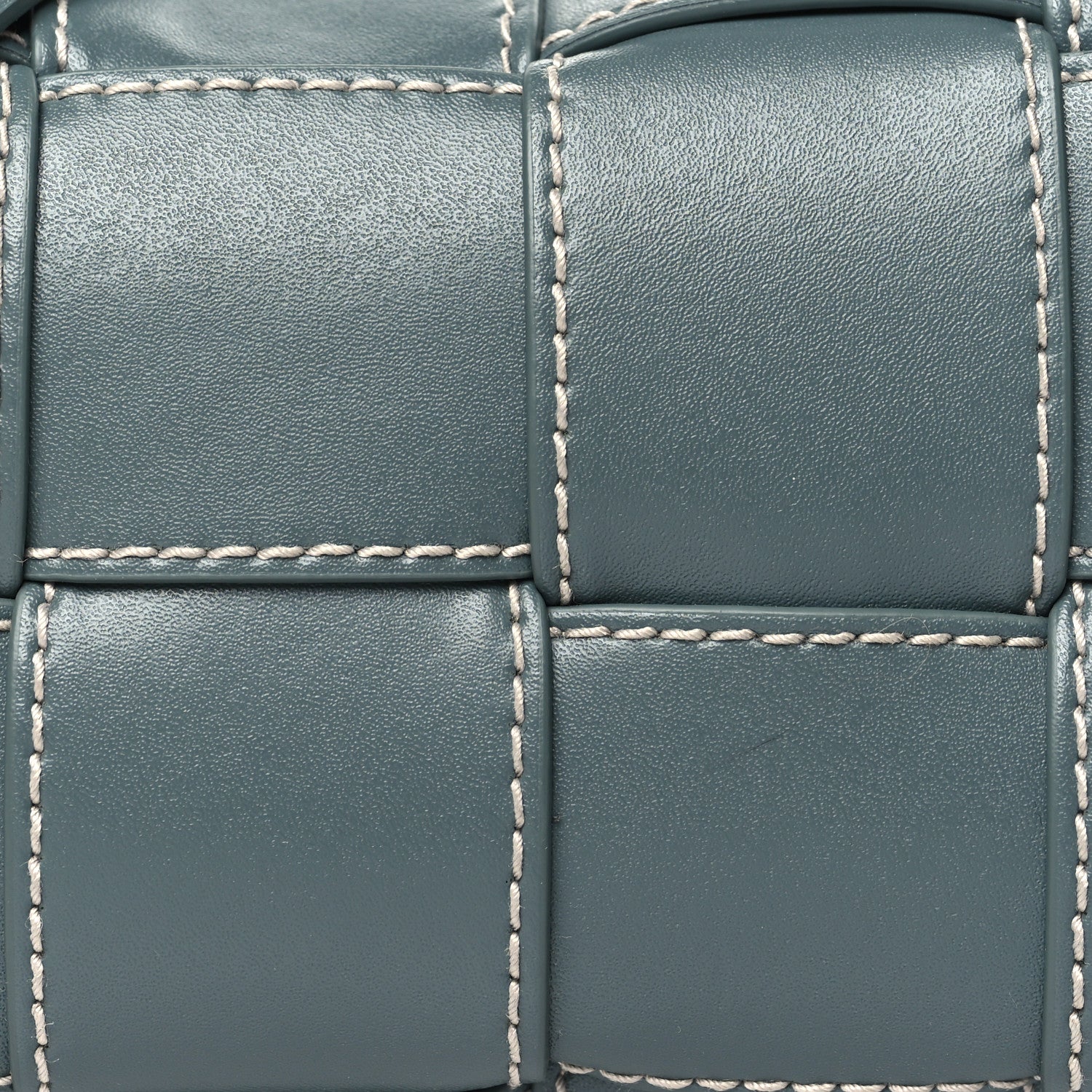 Bottega Veneta Lambskin Maxi Intrecciato Edge Stitch Cassette Shoulder Bag Thunder 7 of 9