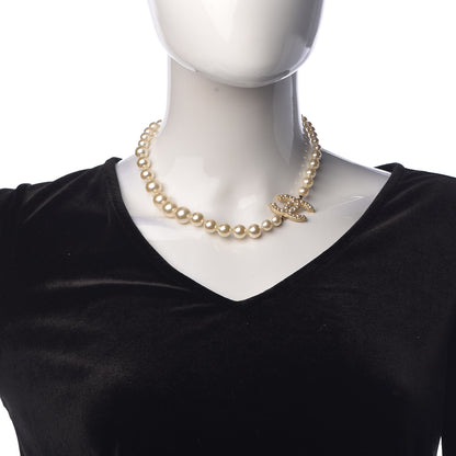 Chanel Graduated Pearl Crystal CC Short Necklace Gold 2 of 5