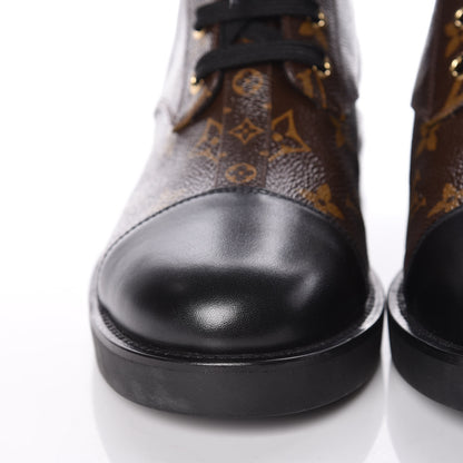 Louis Vuitton Calfskin Monogram Wonderland Flat Ranger Boots 40 Black 9 of 10