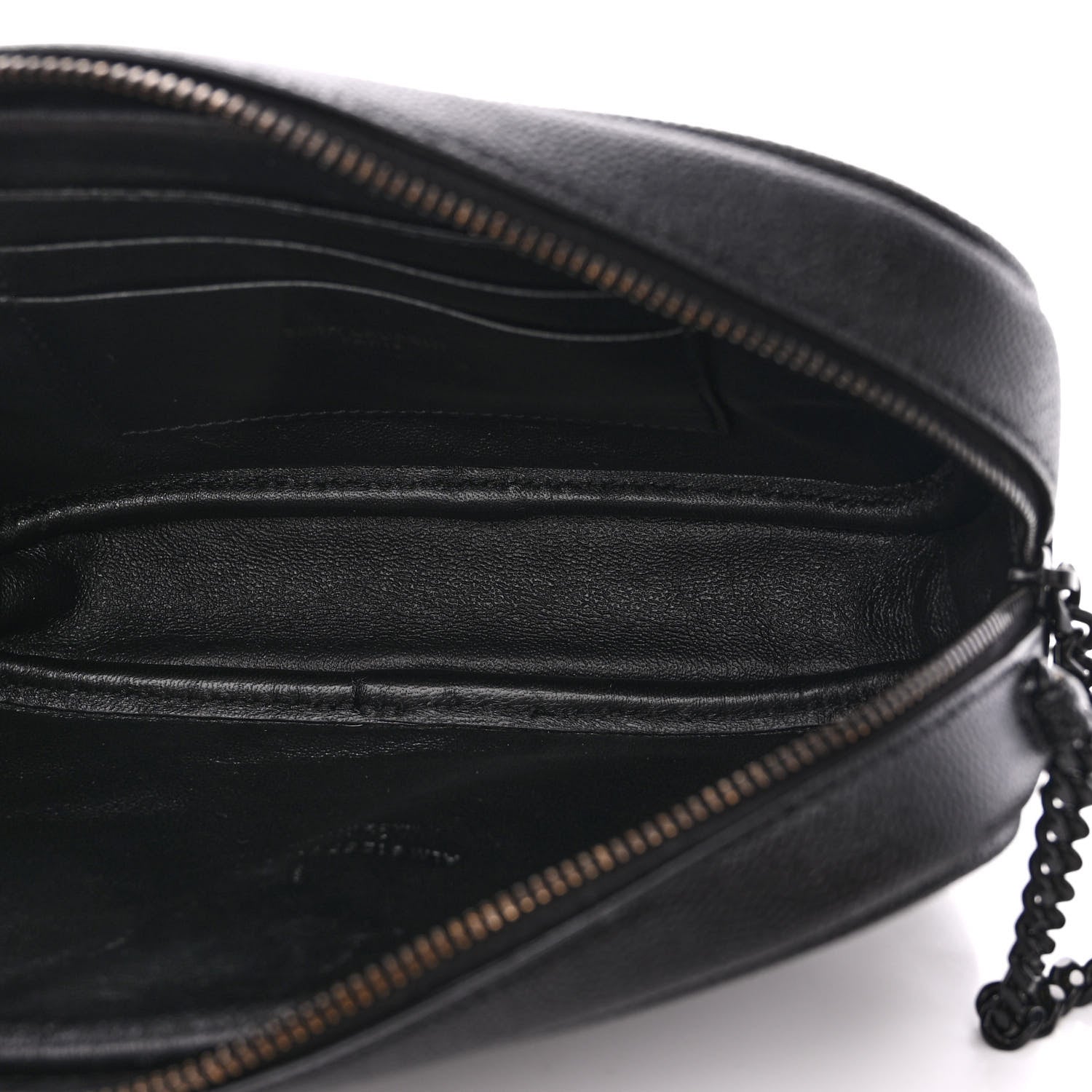 Saint Laurent Grain De Poudre Matelasse Monochrome Monogram Mini Lou Camera Bag Black 5 of 10